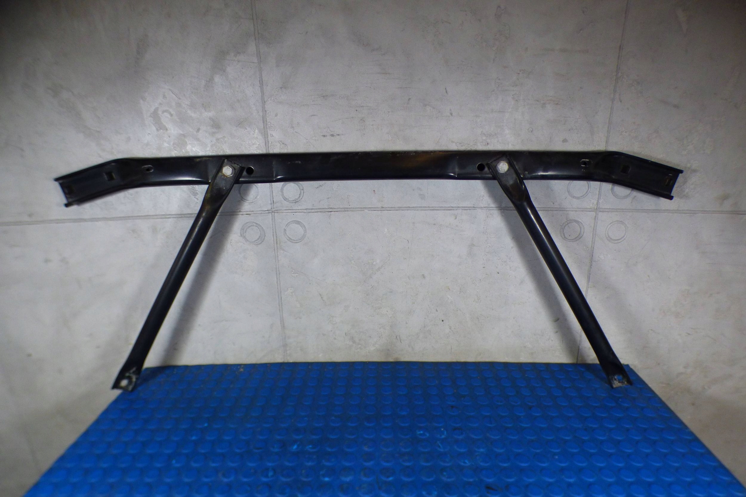 BMW 5 F10 console supports pillar front 188852-10 720069008 st.BDB