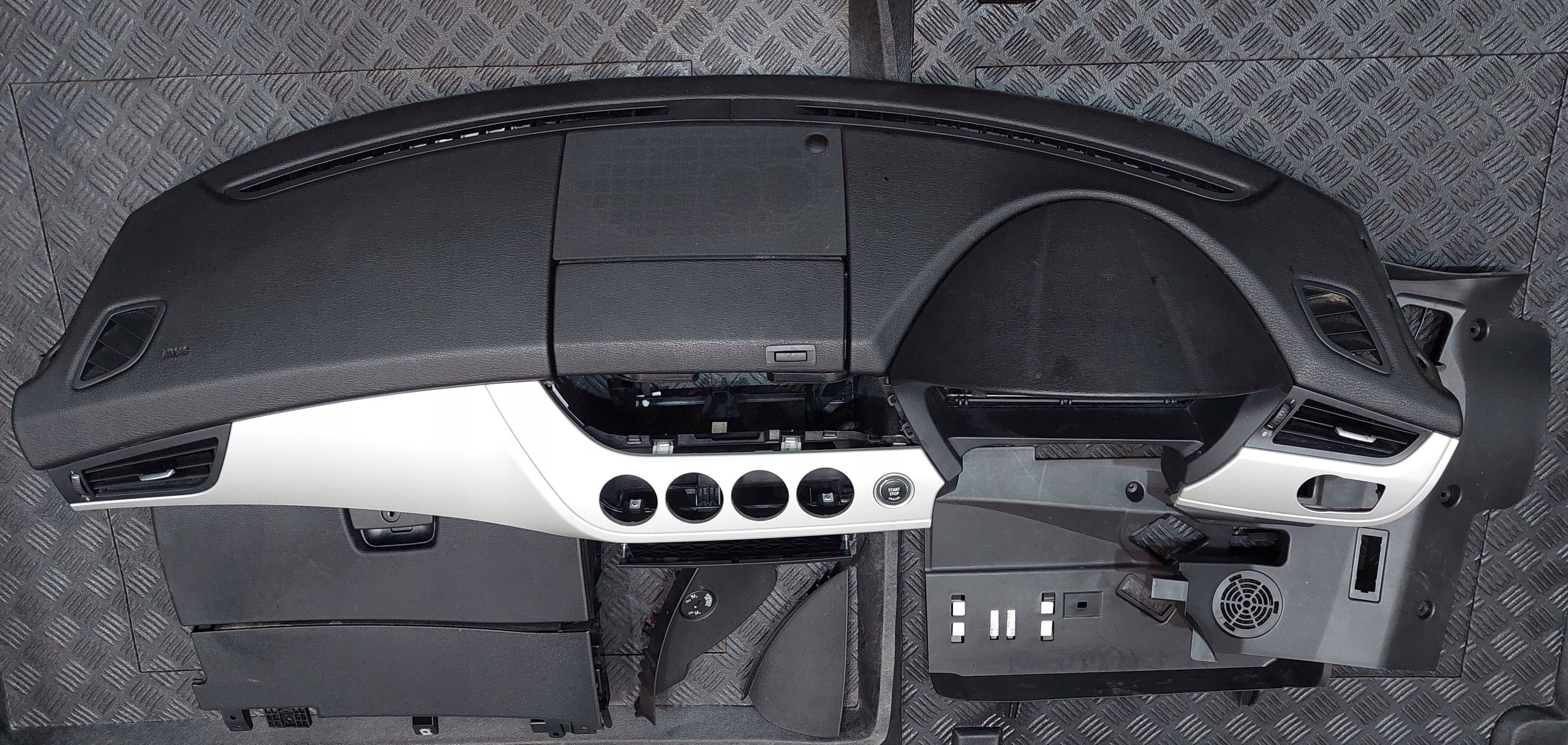 dashboard console cockpit DASHBOARD UK ANGLIK BMW Z4 E89
