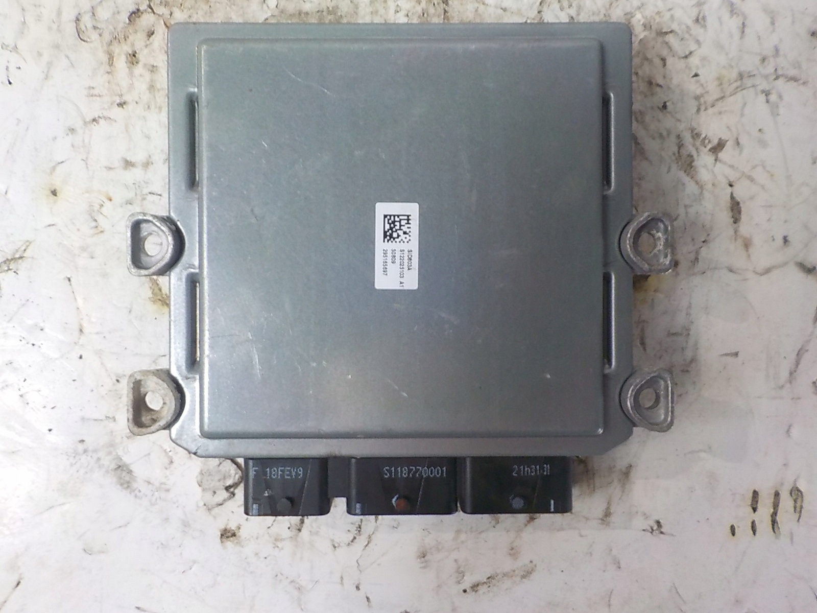 VOLVO S40 II computer control unit 5WS40562A-T 31211071AA D1.J