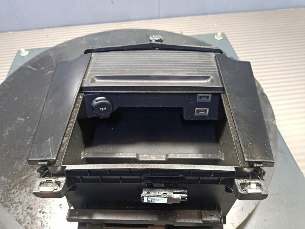 opel Astra л VI бардачок консоль ролета 9841363980 usb