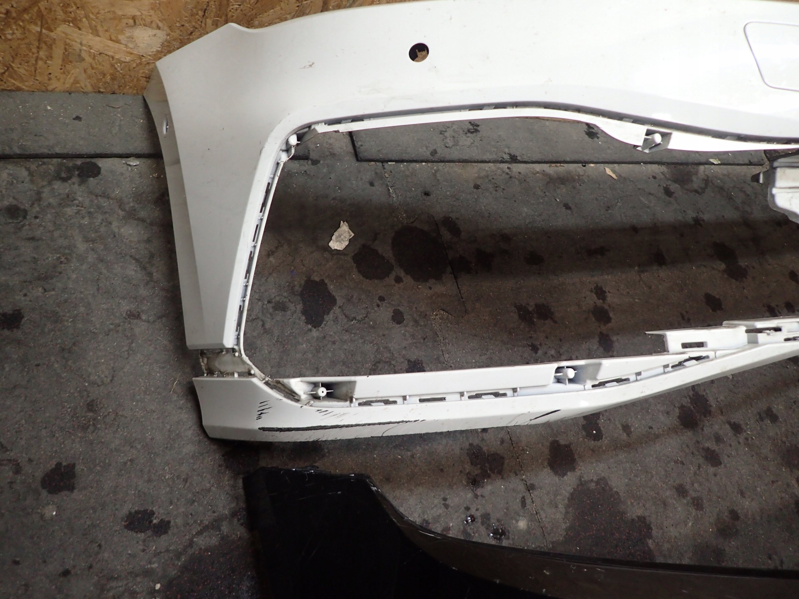 bumper front VW PASSAT B8 LIFT R LINE