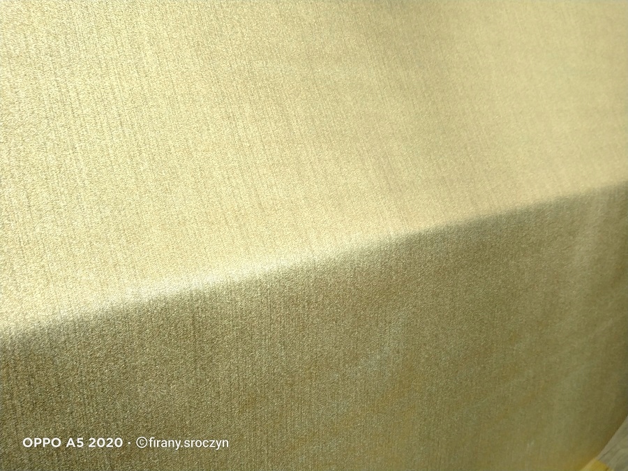 Cerata METALIZOWANA 3D metry OBRUS 140 Marka inna