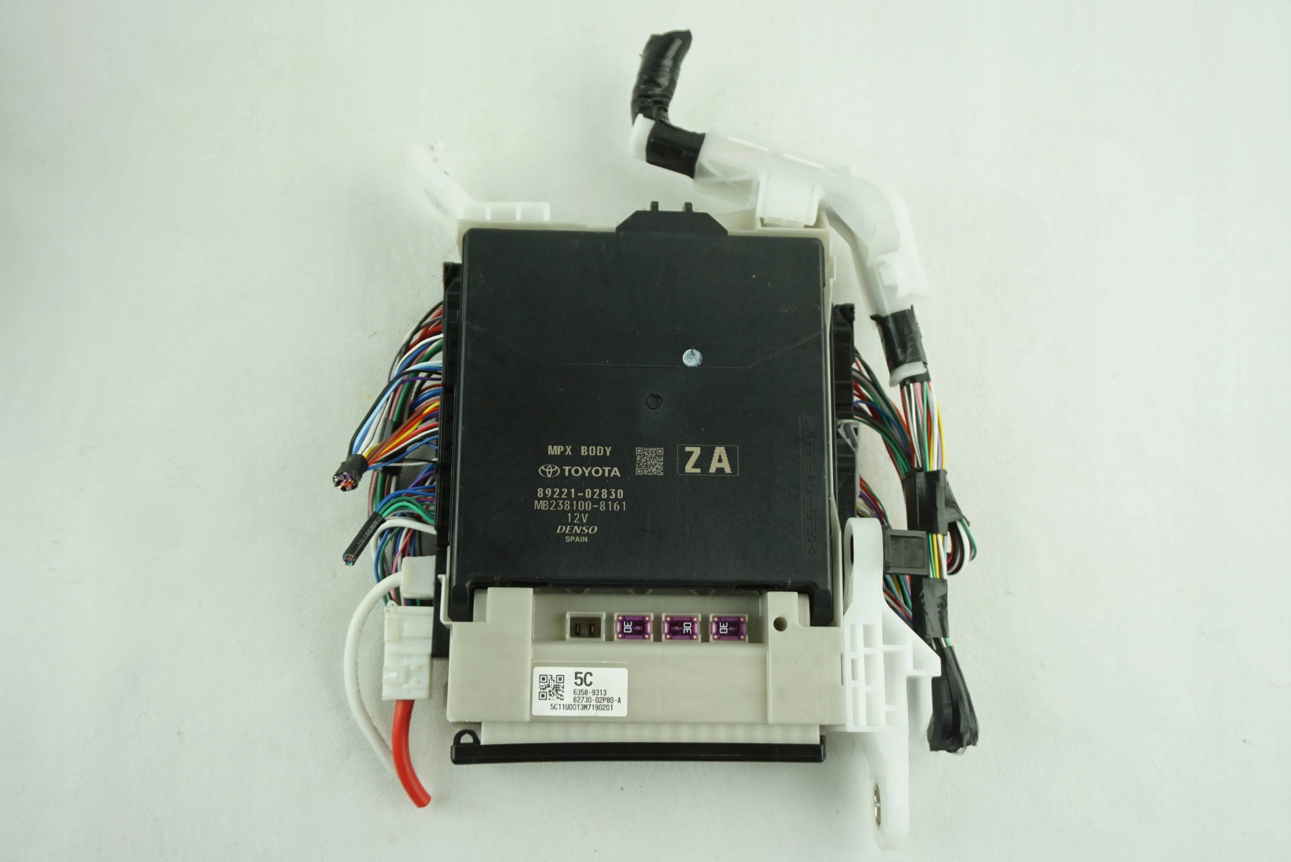 MODUŁ BODY TOYOTA COROLLA E21 HYBRID 89221-02830