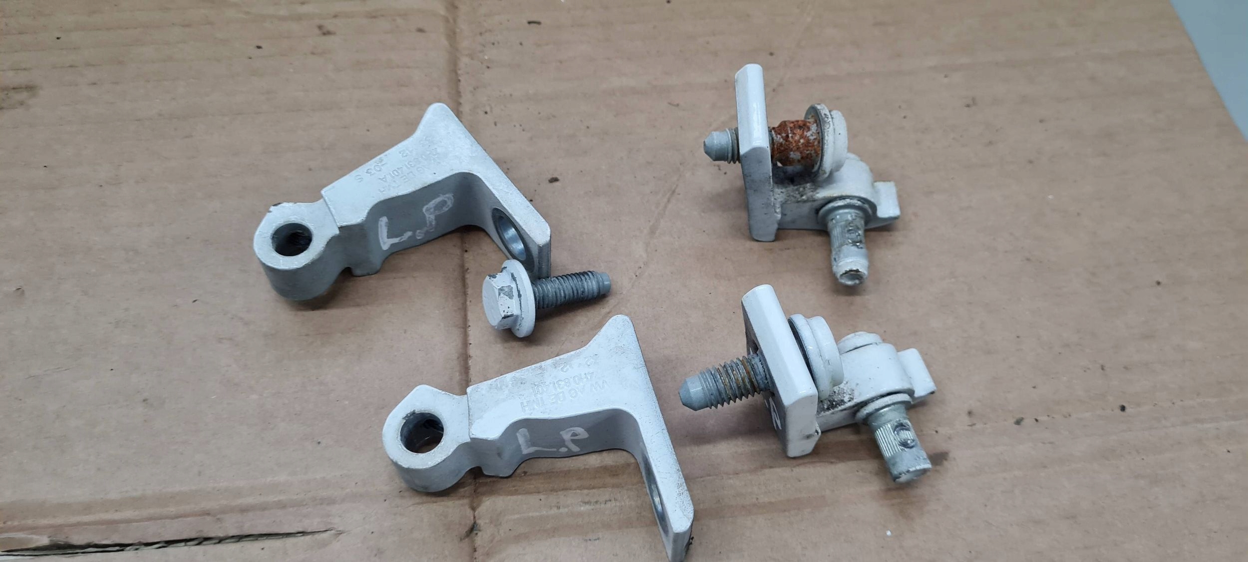 A7 4G S7 hinge hinges door left left front front KOMPLET LY9C