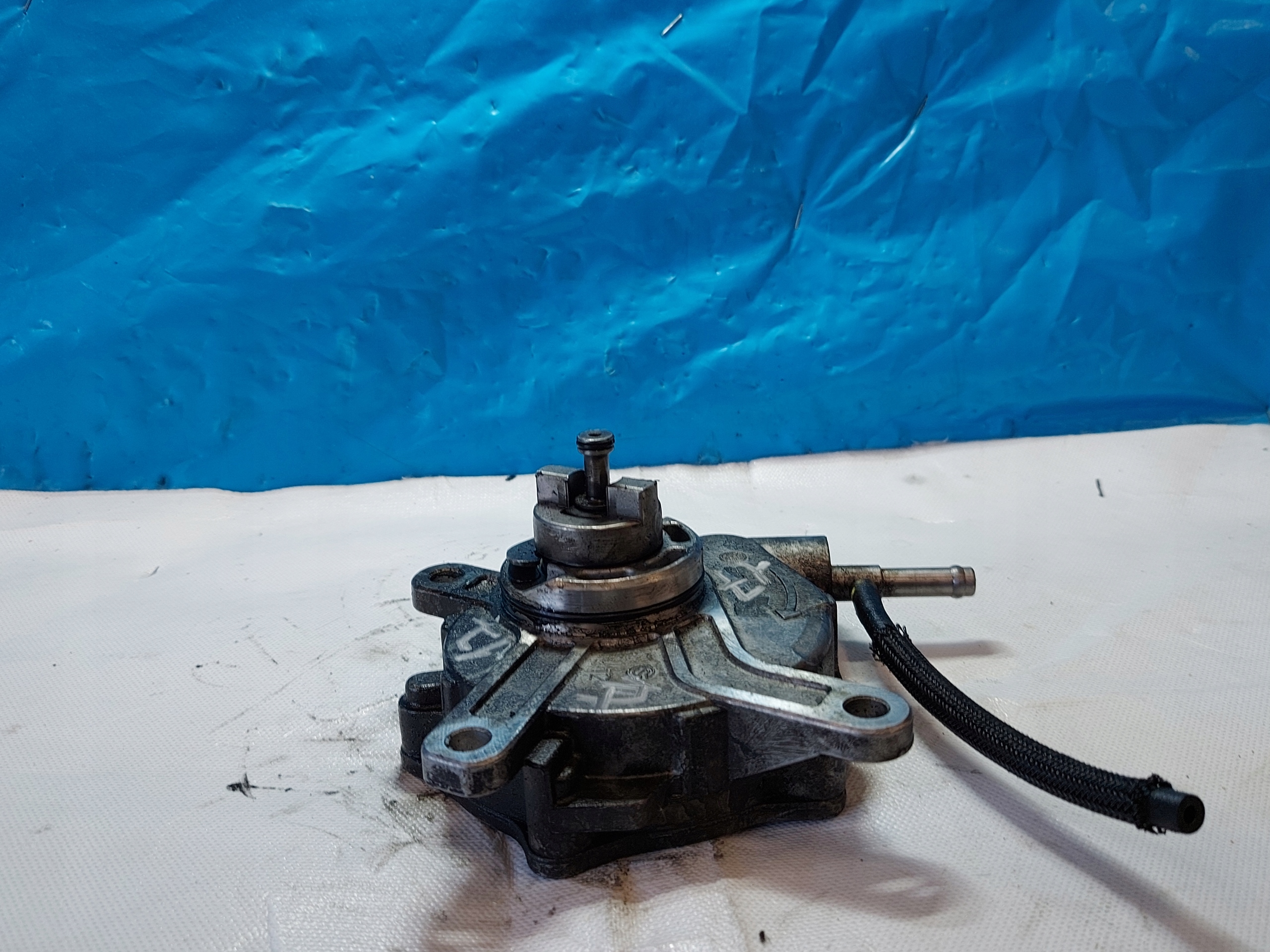 Pumpe VACUM AVENSIS T27 2.2 D4D VAPEC19S
