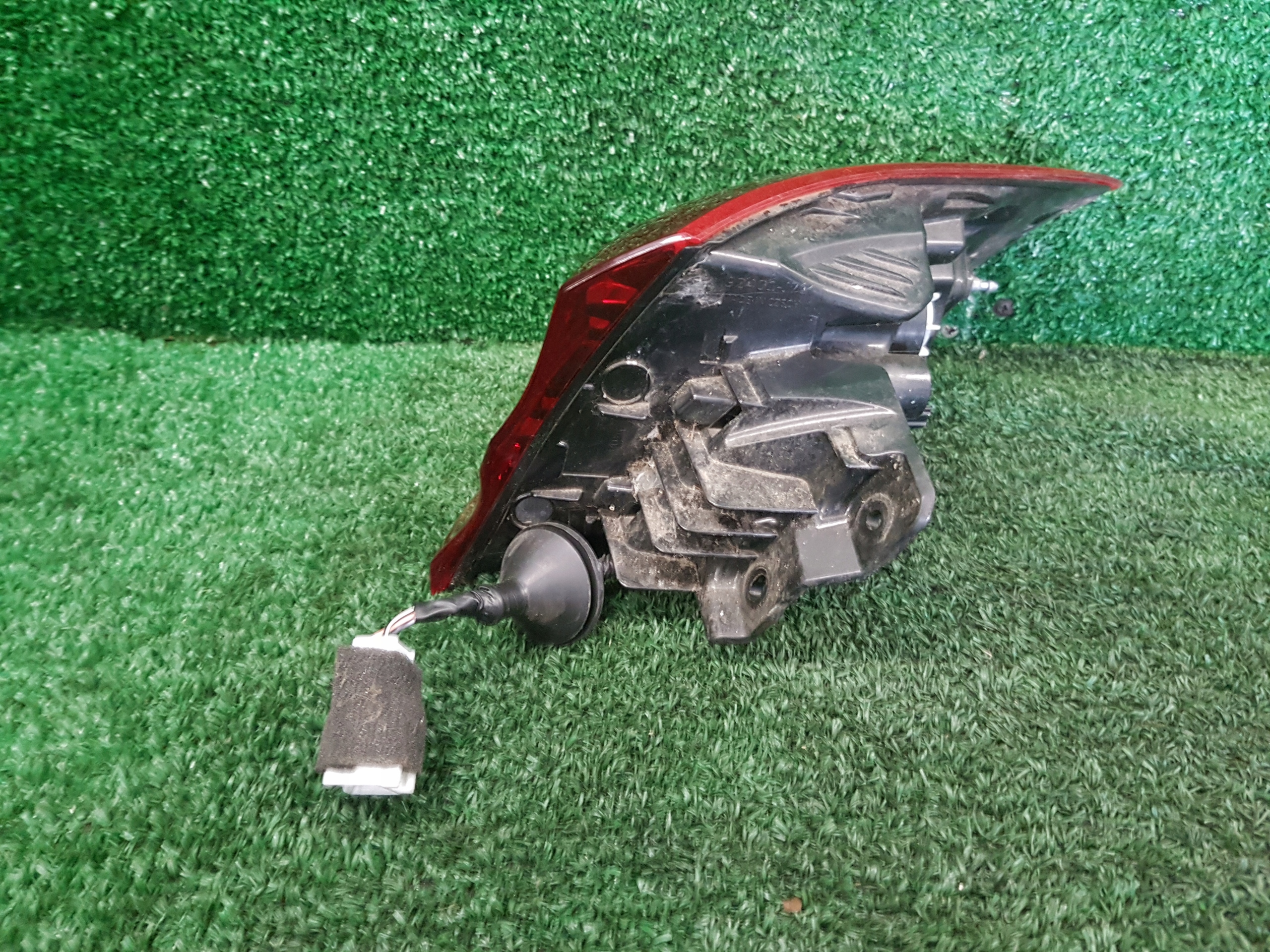 light left rear KIA CEED III 92401J7150