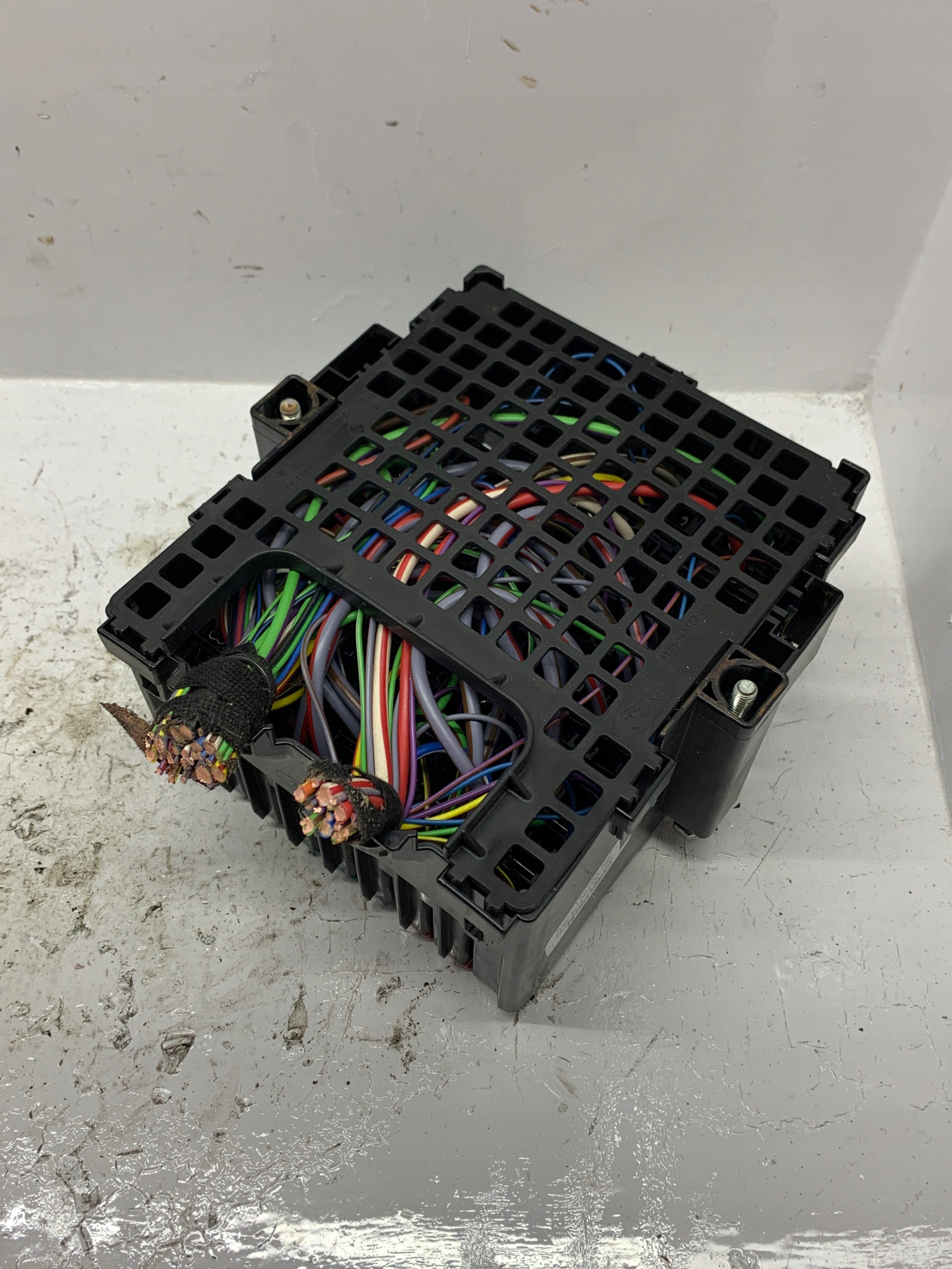 Module fusibles AV1T-14A005-AGF FORD B-MAX (2012-2017)1.5TDCI
