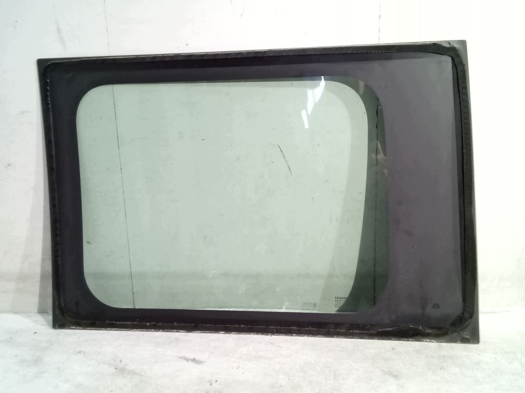 Renault Trafic II 2 window bodywork right rear part rear 60x92
