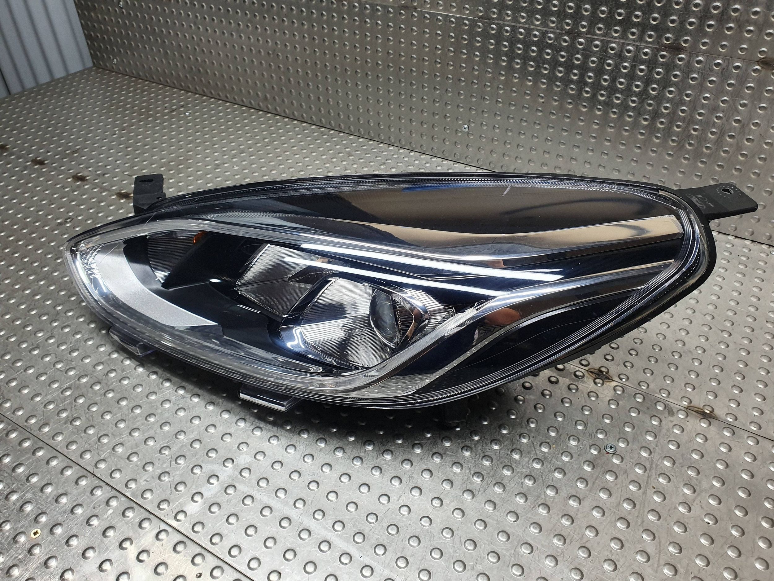 light REFLEKTOR left front lens LED H1BB-13W030-CD FORD FIESTA MK8