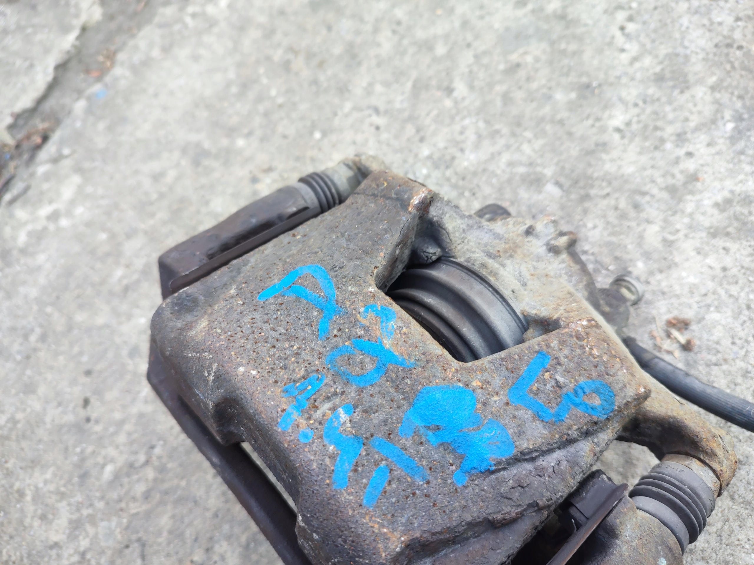 caliper brake left front left front opel astra J