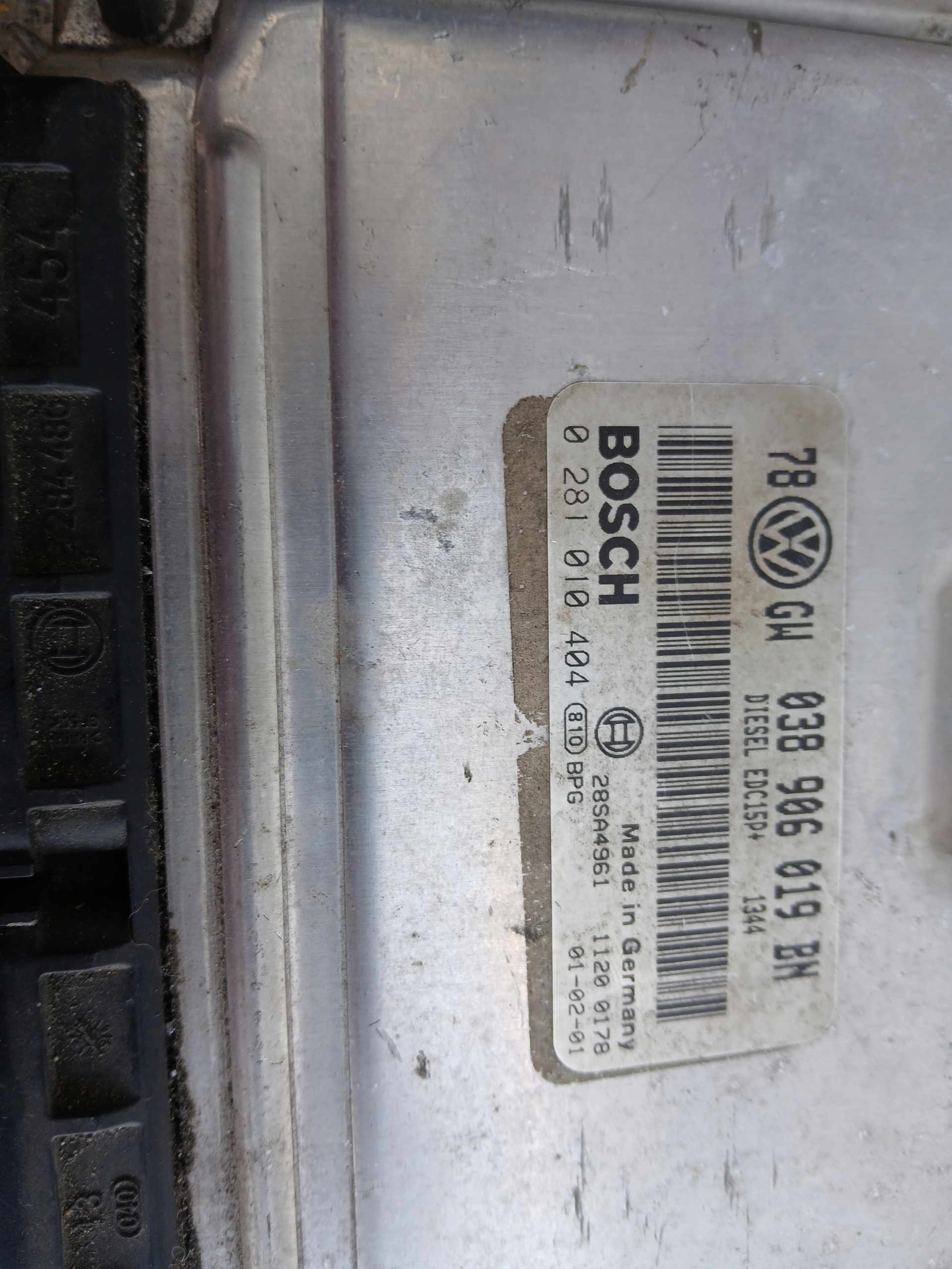 VW Passat B5 Computer DES MOTORS 038906019bn 0281010404