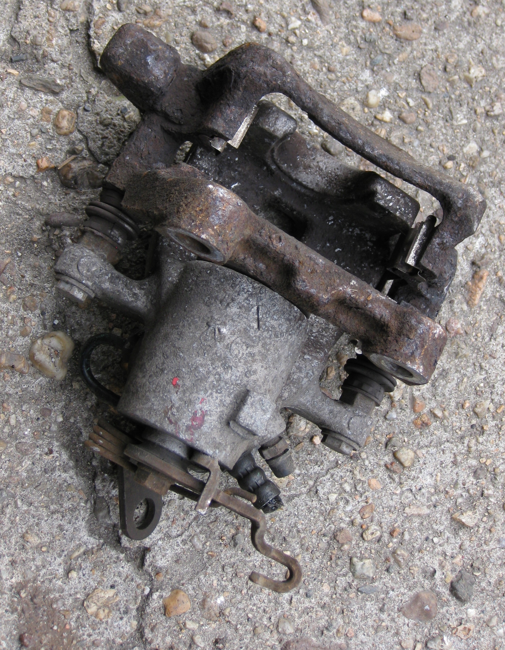 SKODA OCTAVIA II 2.0 TDI 06R caliper brake left rear part