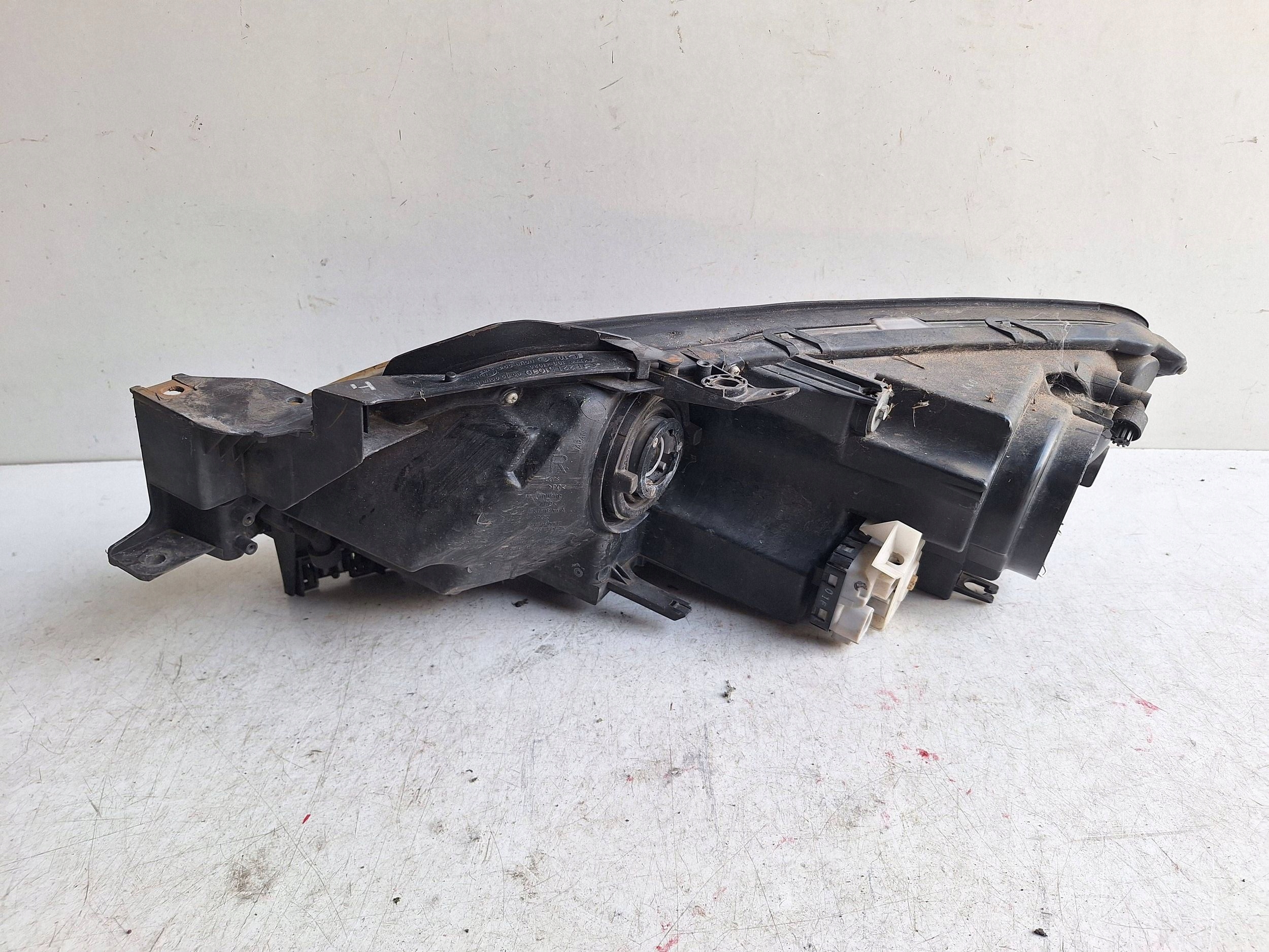 MAZDA CX-7 07-14 light right UK-ANGLIK
