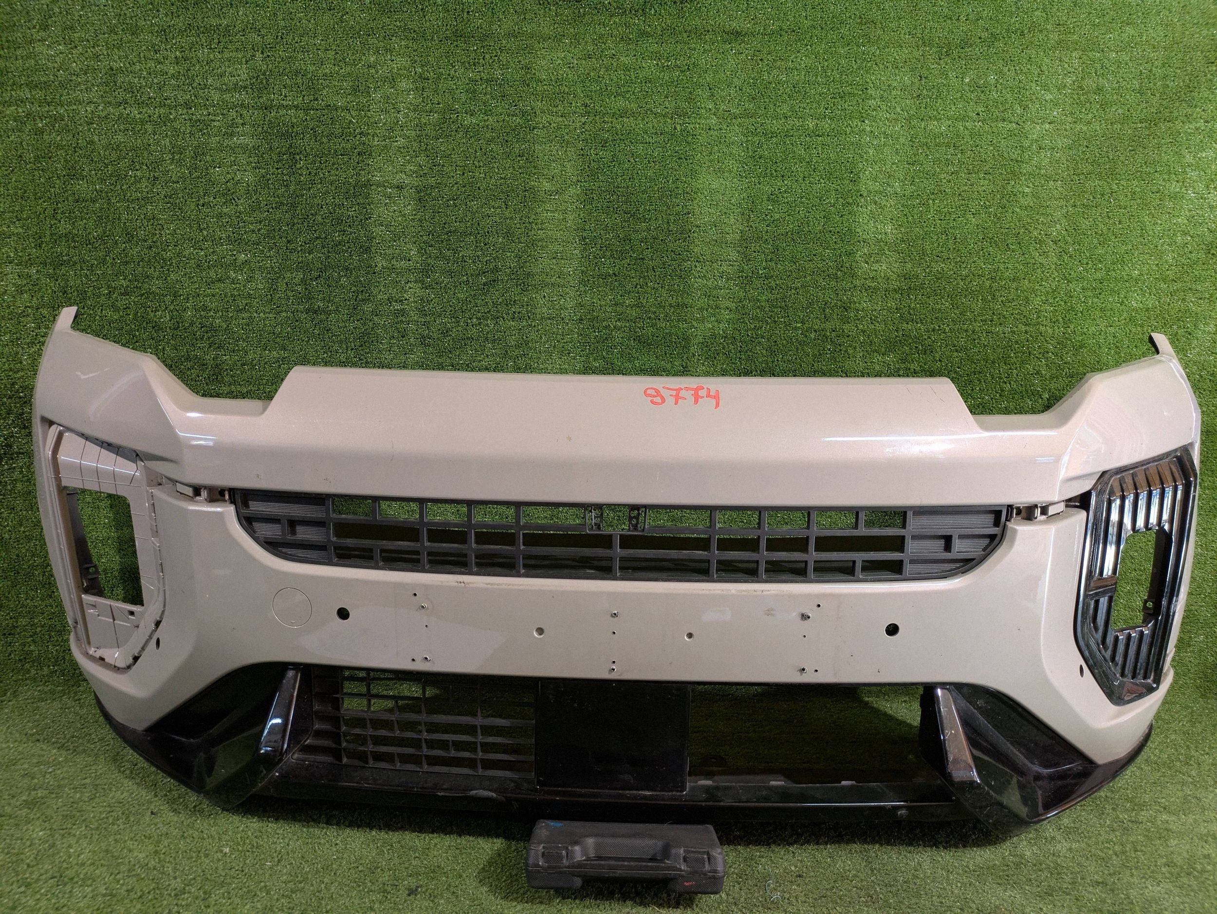 front bumper front SSANGYONG KGM ACTYON 24- NR.Z9774