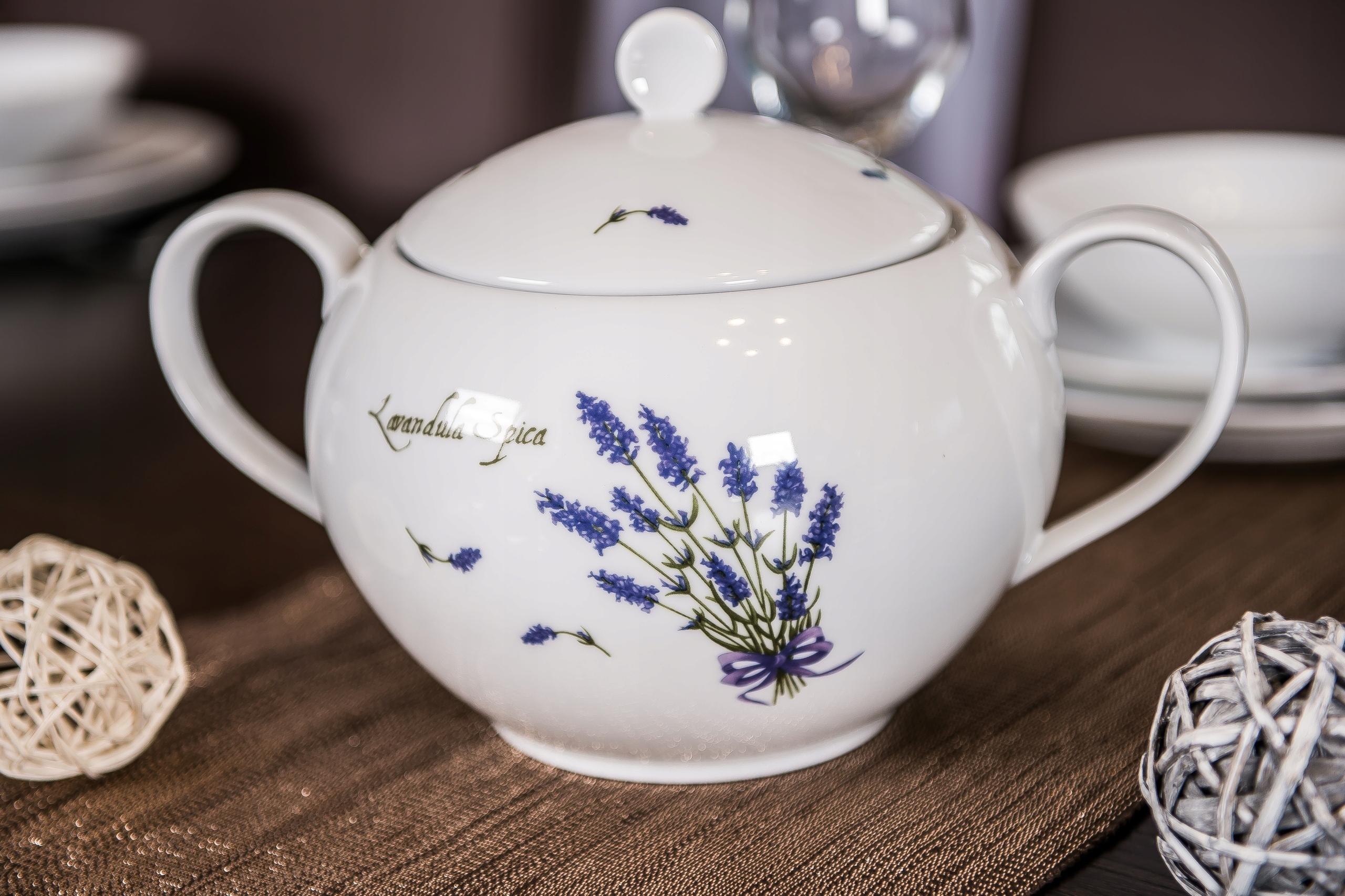 

Lubiana Lawenda 5979 Venus Waza Z Pokrywką 2,7L
