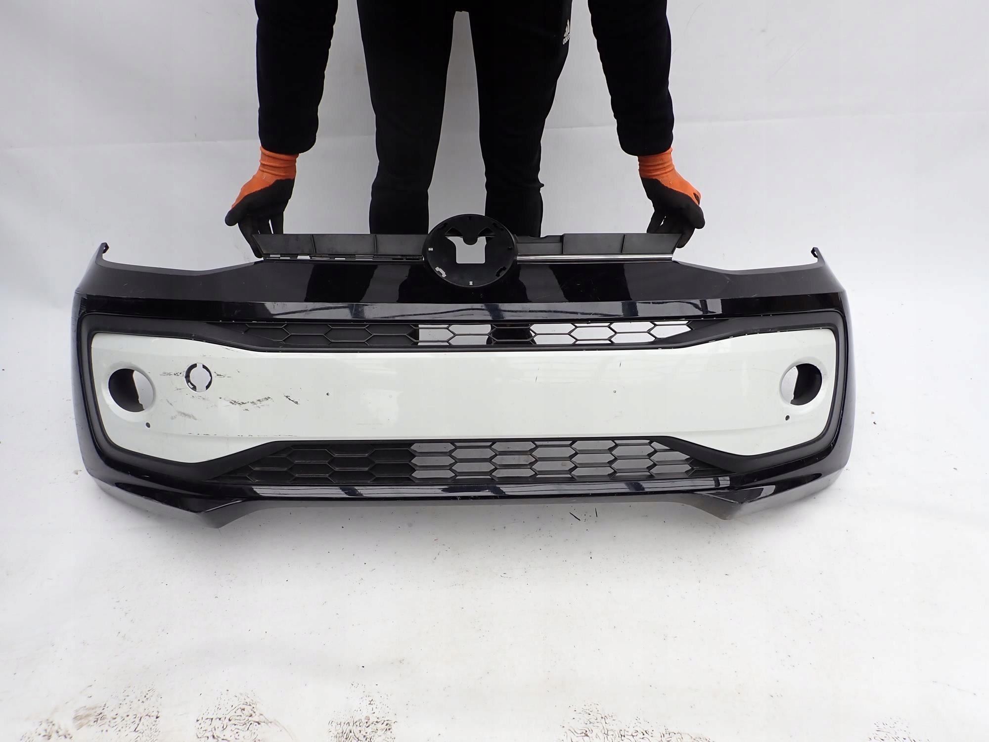 VW UP LIFT 16-23 nárazník předek přední