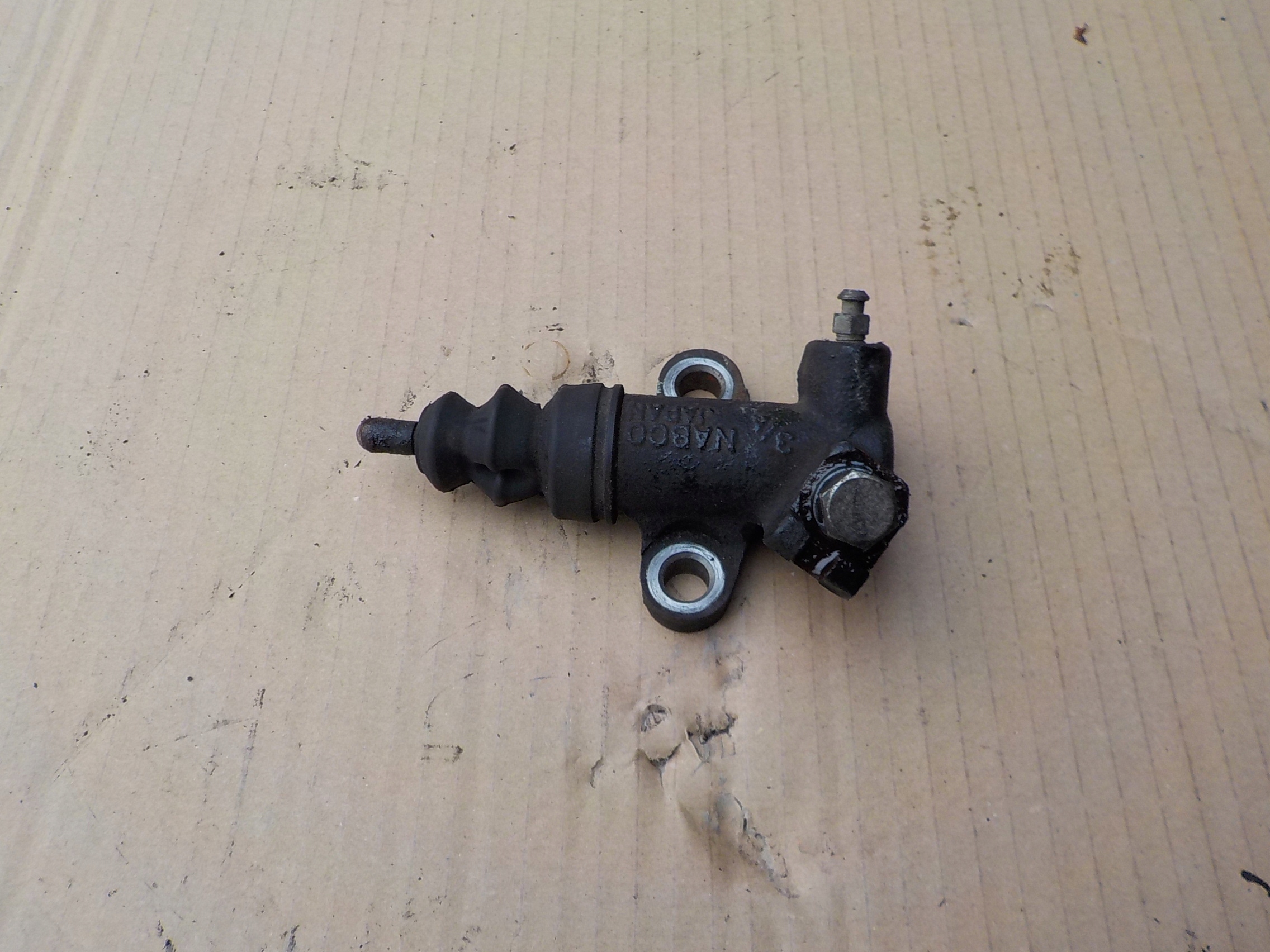pumpa spojky subaru forester III SH 2,0 B 2011r