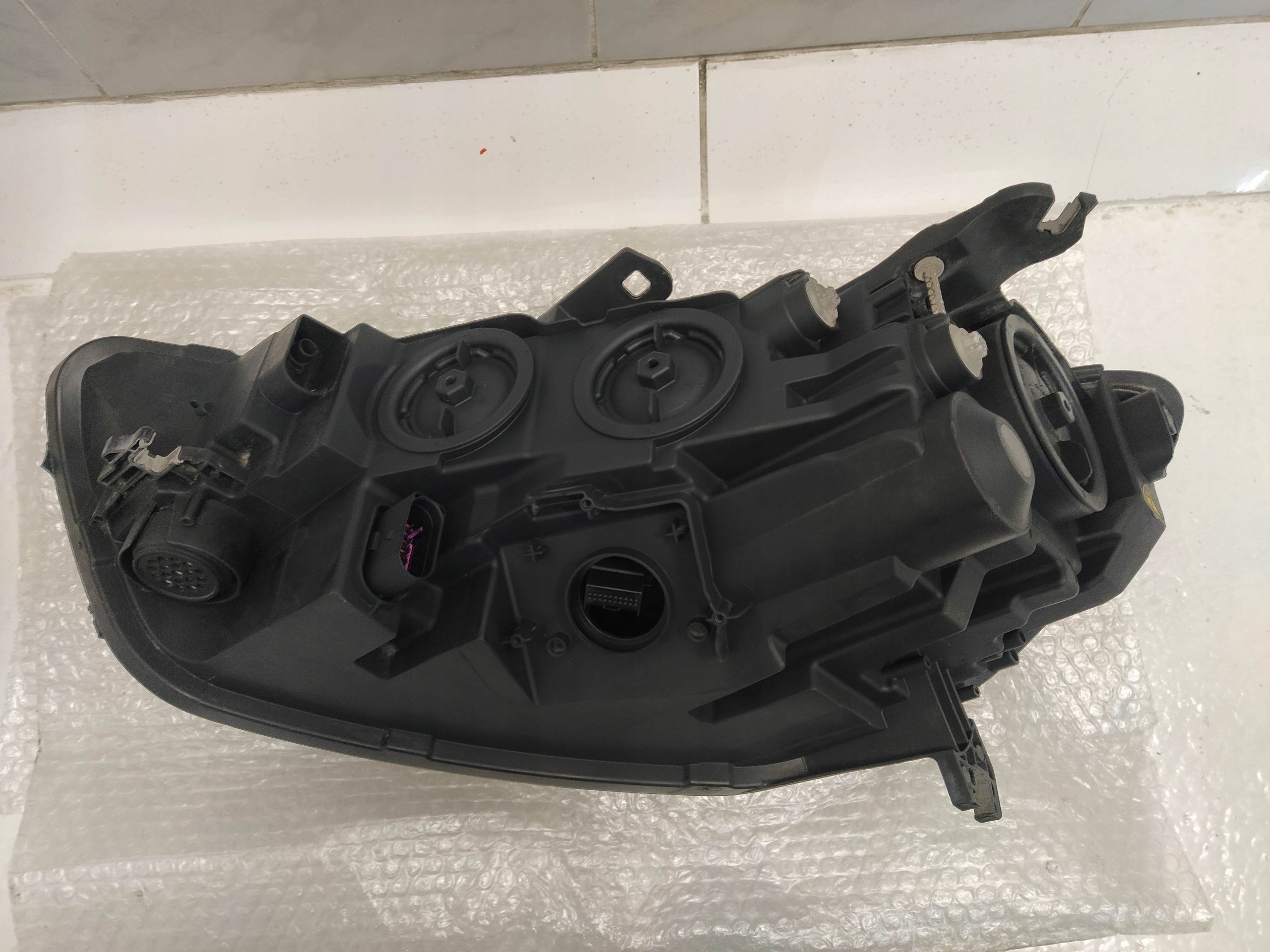 AUDI A6 C7 LIFT REFLEKTOR light front front right BI-XENON