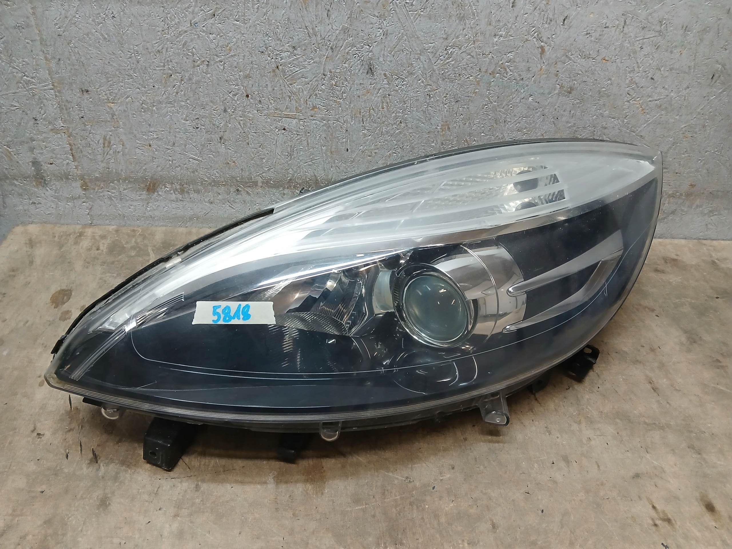 light front left RENAULT SCENIC III 3 LIFT 13- 260601946R