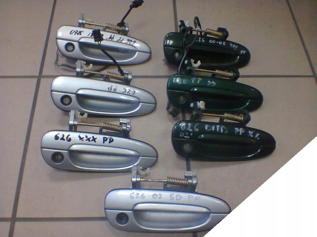 MAZDA 626 97-02 KLAMKA PRAWA PRZEDNIA PRAWY PRZÓD