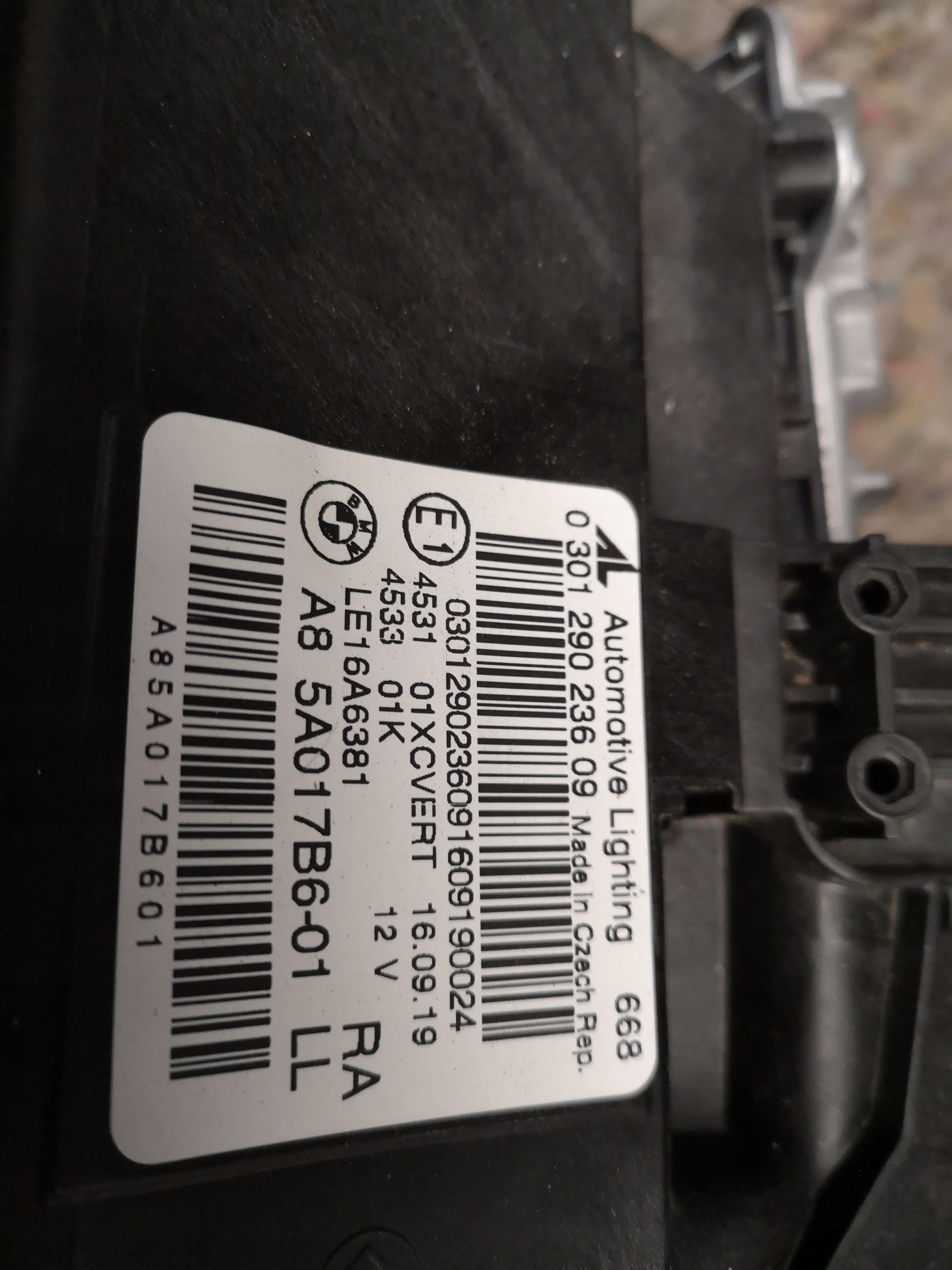 LAMPY PRZÓD BMW F45 F46 LCI ADAPTIVE LED L+R Numer katalogowy oryginału 5A017B6