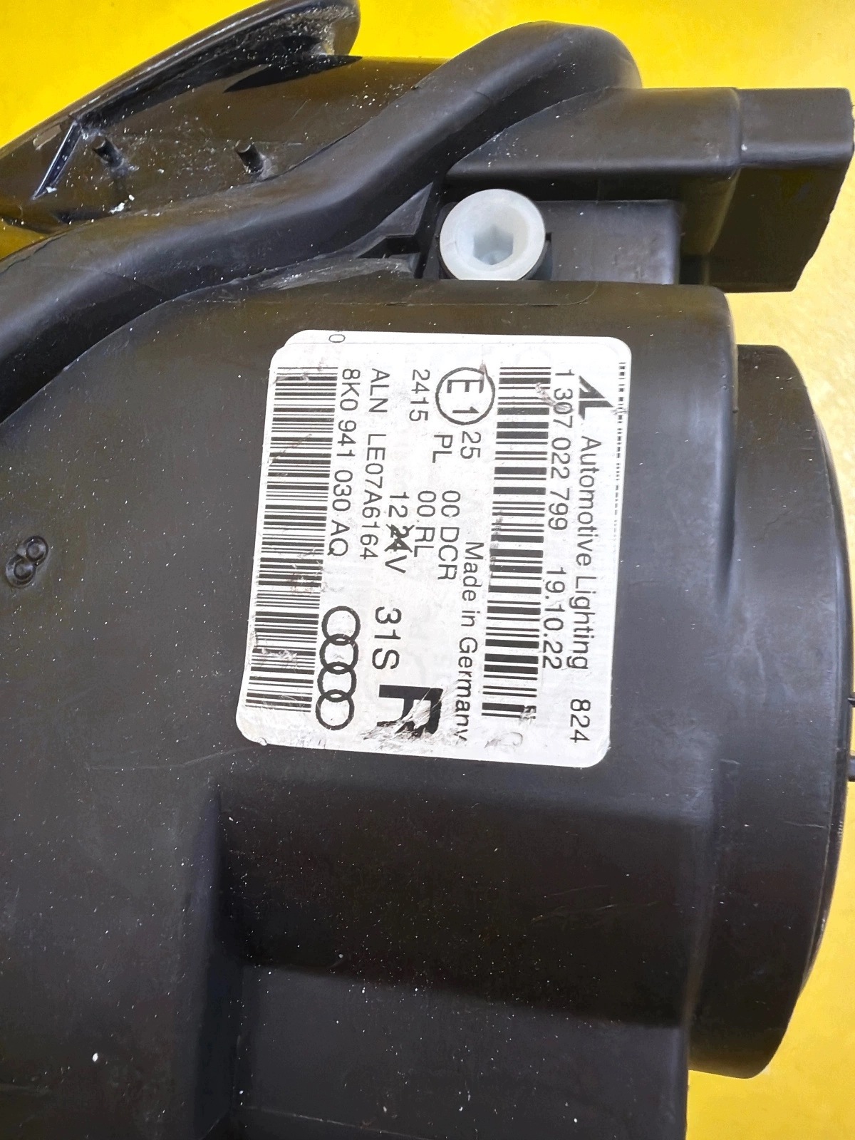 light right front Audi A4 B8 8K 8K0 2007-2011 Xenon Led non-setting 8K094103