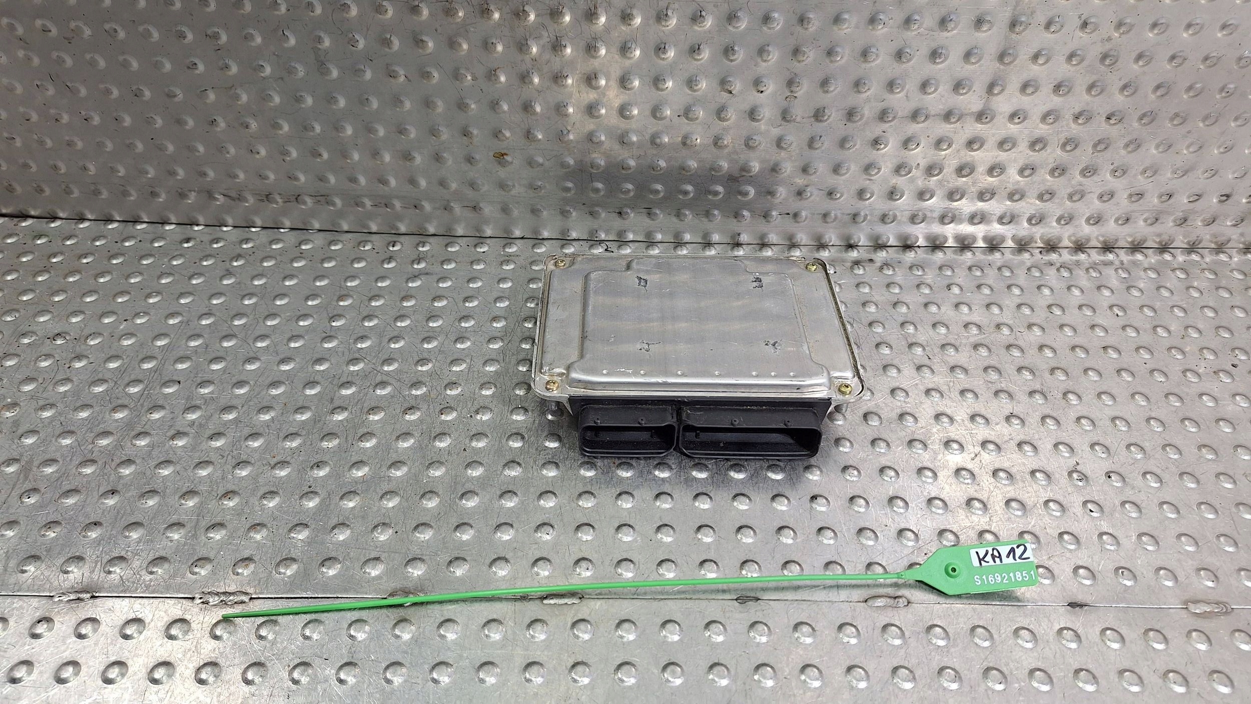 computer control unit of the engine 038906019JQ AUDI A4 B6 1.9 TDI 130KM 00-05