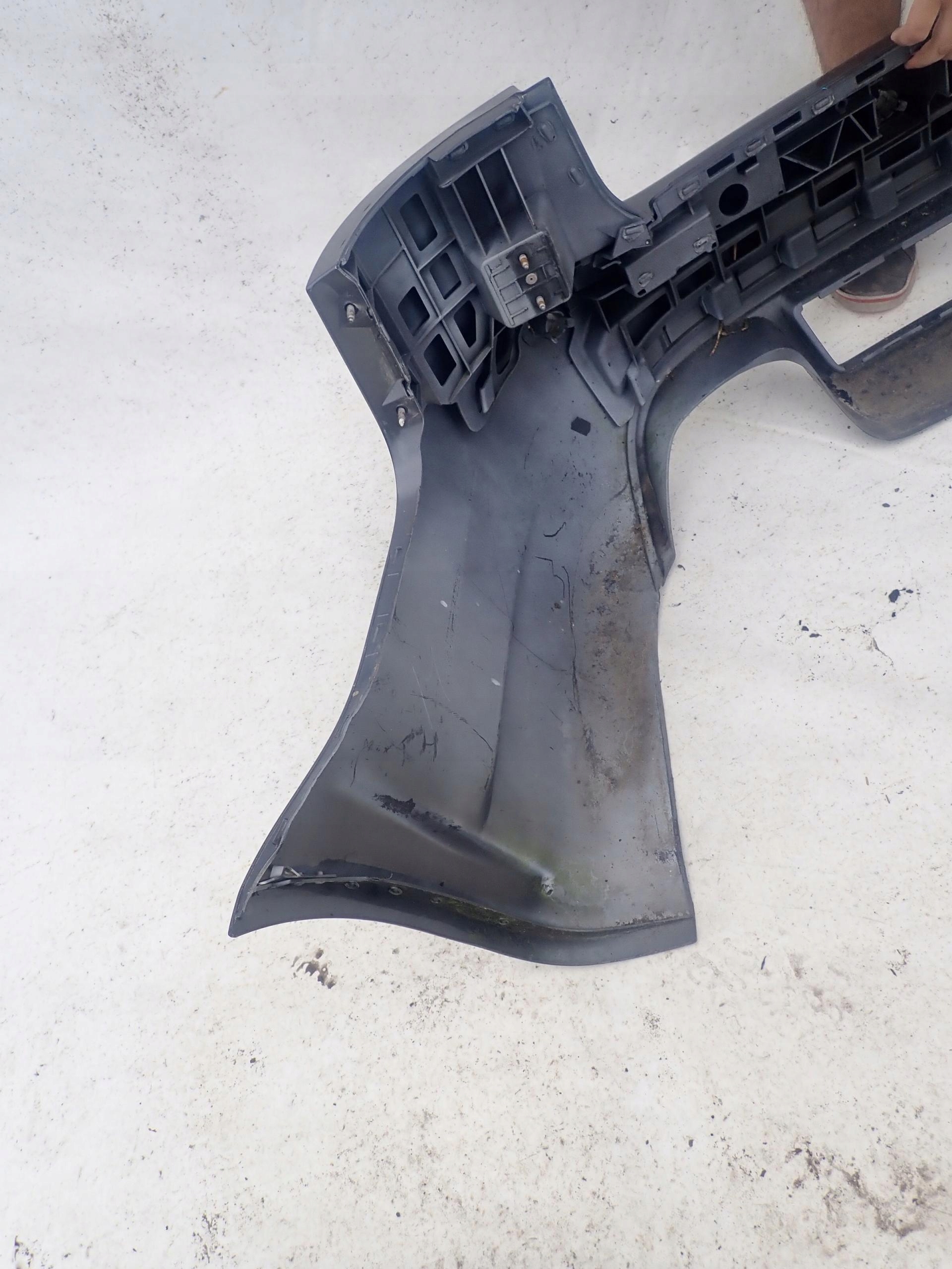 AUDI A4 8E 05-08 KOMBI S4 bumper rear part rear PDC