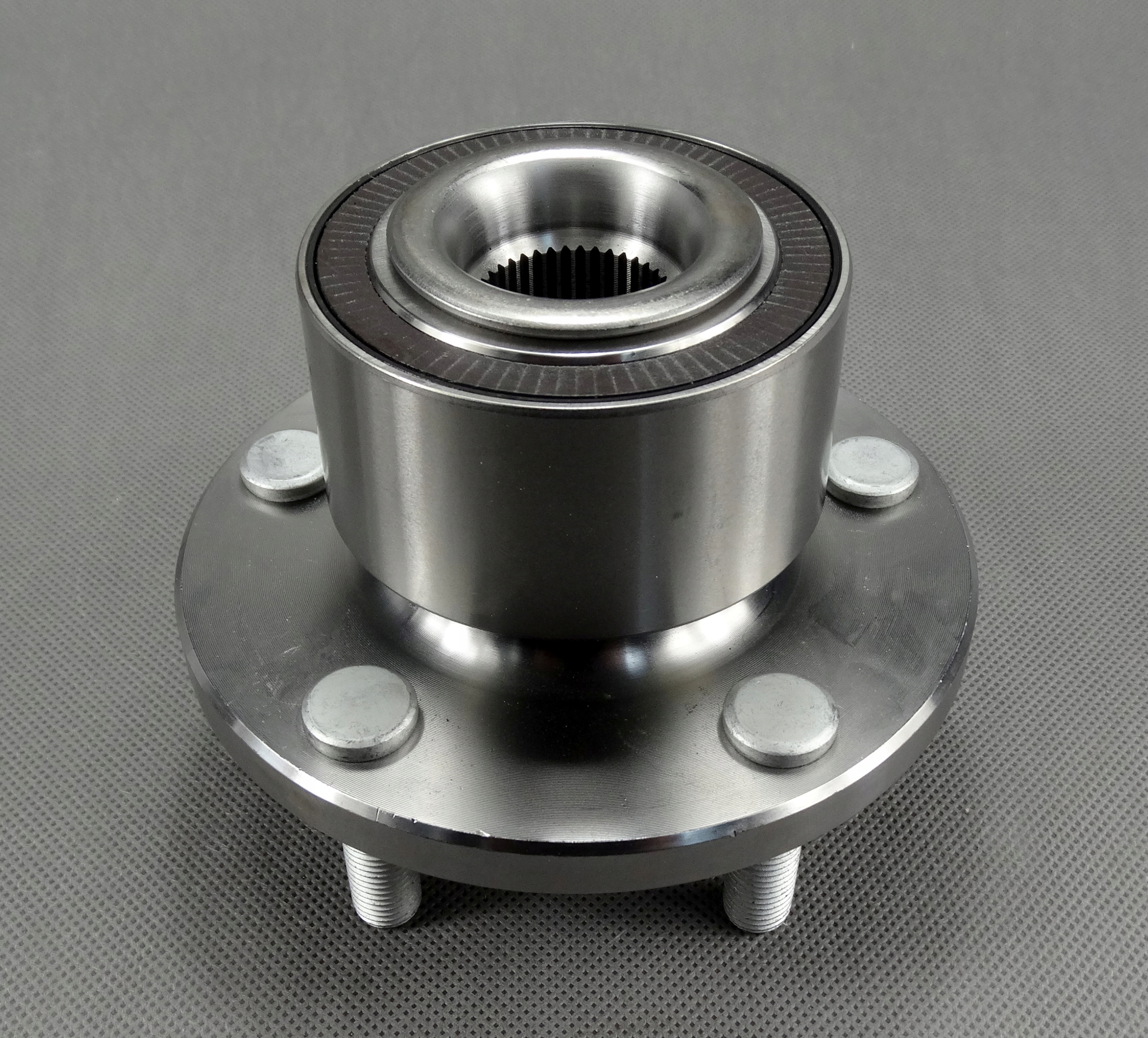 PIASTA KOLA PRZOD Z LOZYSKIEM FORD MONDEO MK4 07 EAN 8719822019535