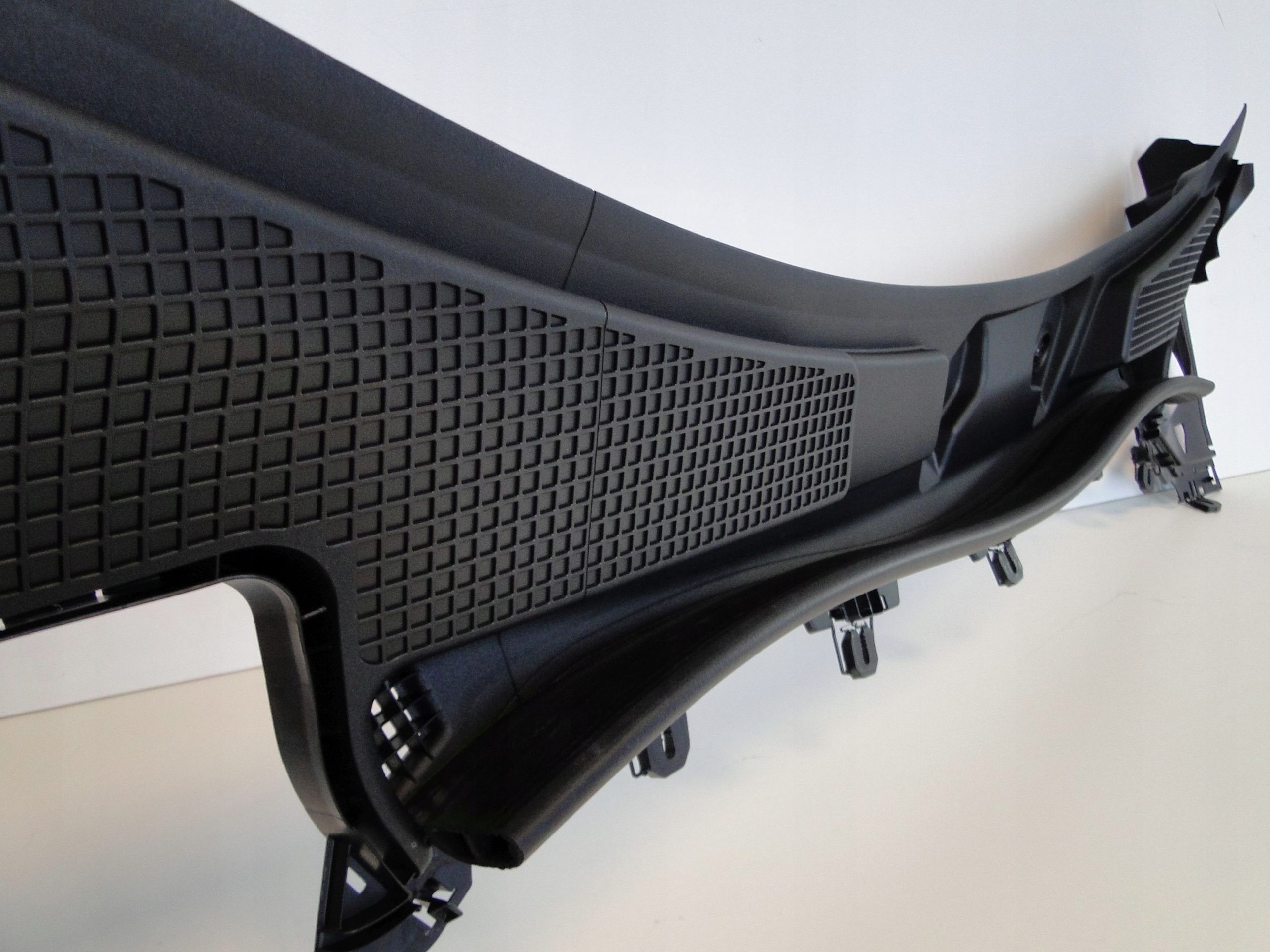 MERCEDES GLA H247 247 PODSZYBIE OSŁONA WLOTU POWIETRZA Jakość części (zgodnie z GVO) O - oryginał z logo producenta pojazdu (OE)