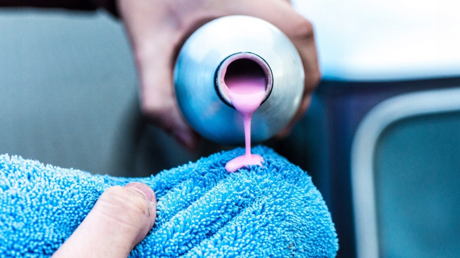 MUCOFF Preparat do polerowania ochrony powierzchni EAN 5037835947007