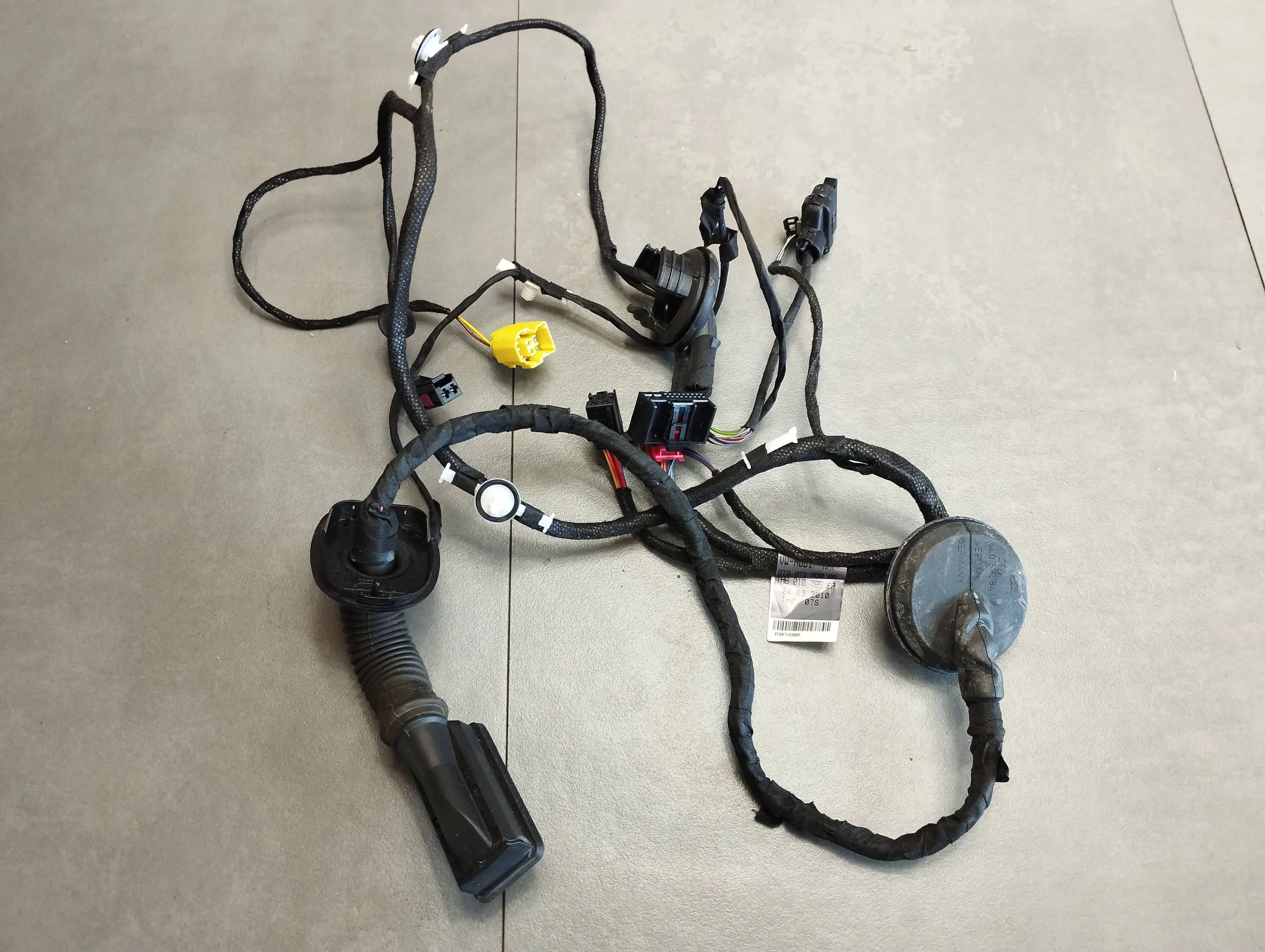 Audi A5 8T bundle door right front 8T8971030BA