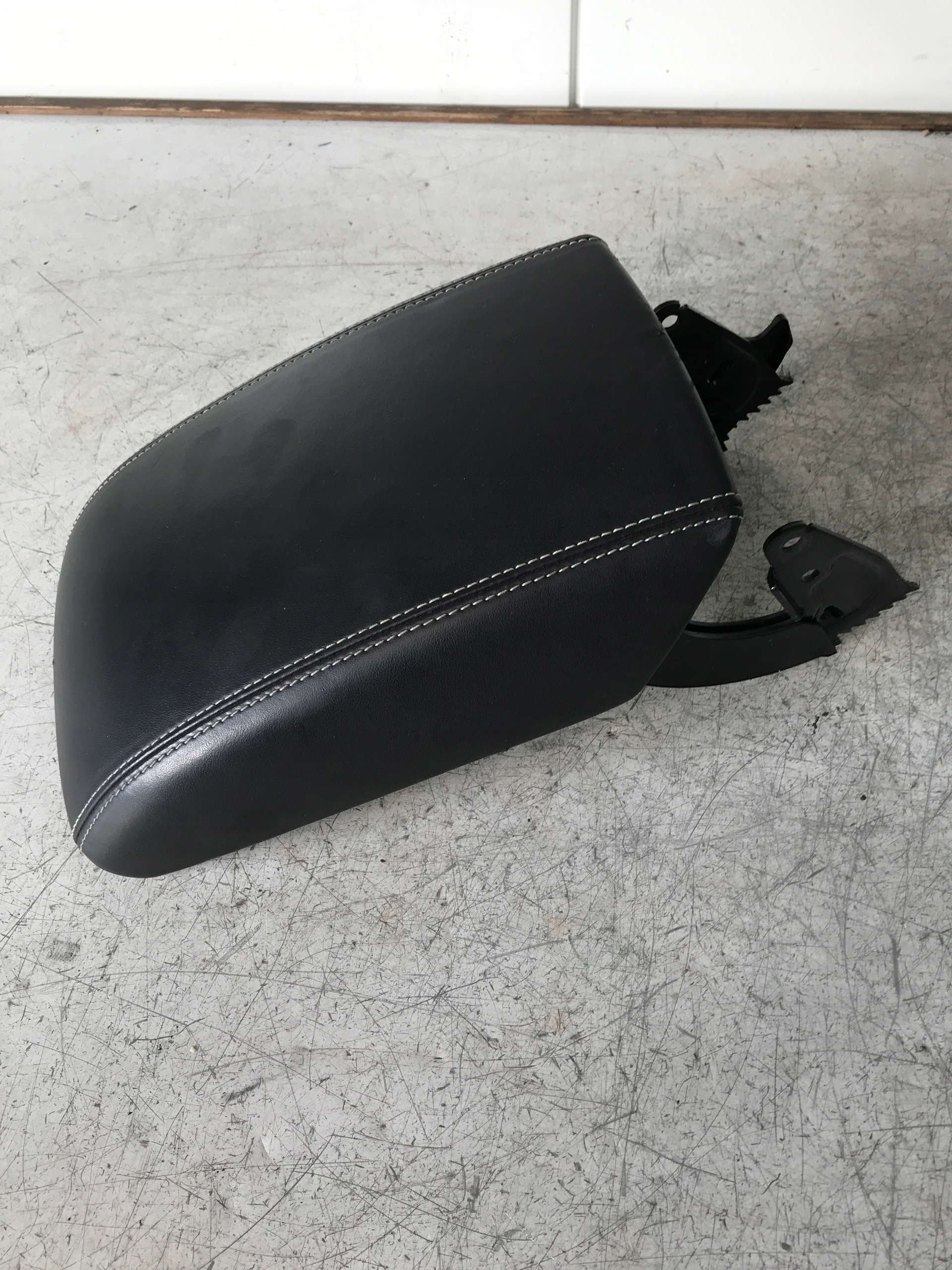 Armlehne Leder AUDI Q5 11r