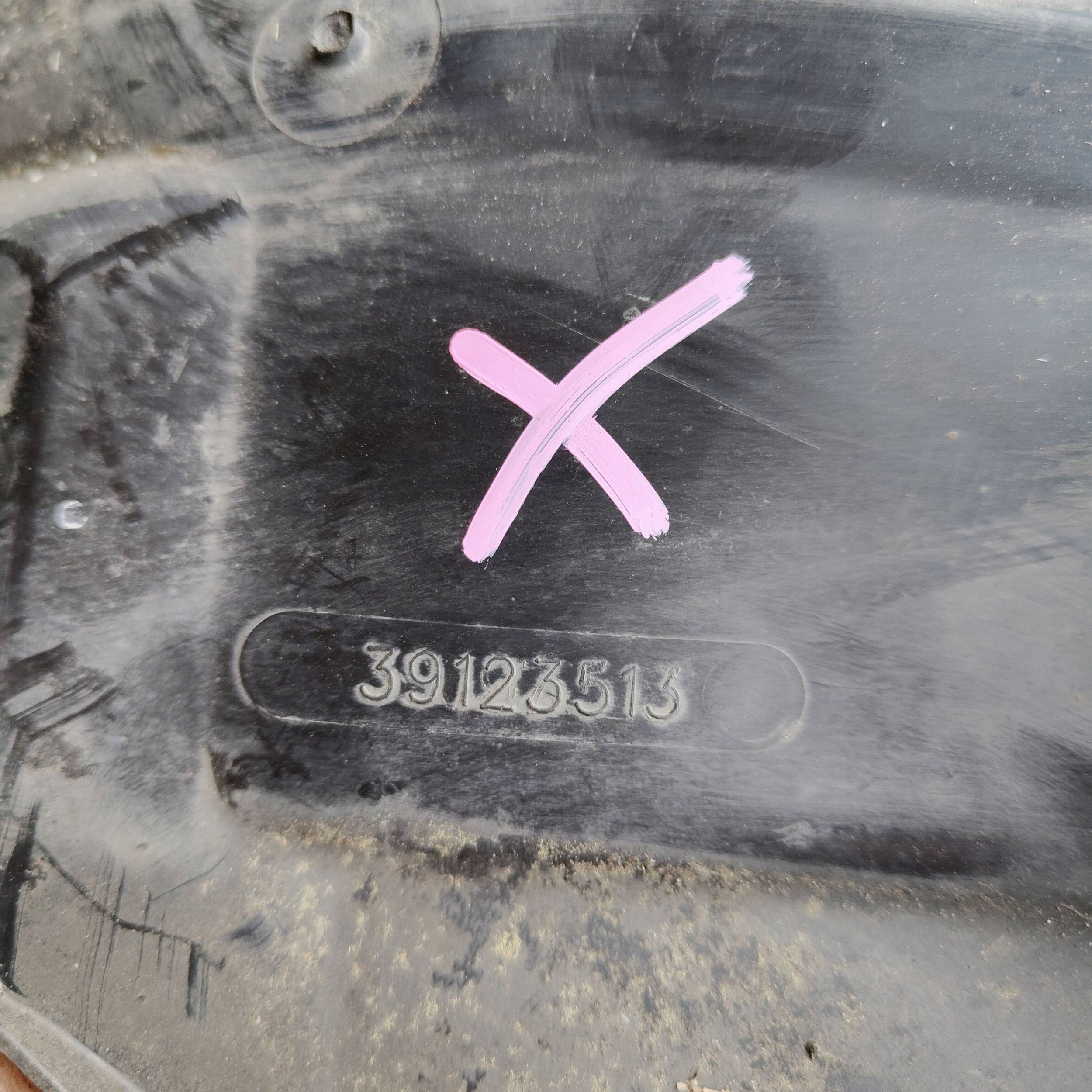 mudguard front front side left Opel Crossland X 39123513