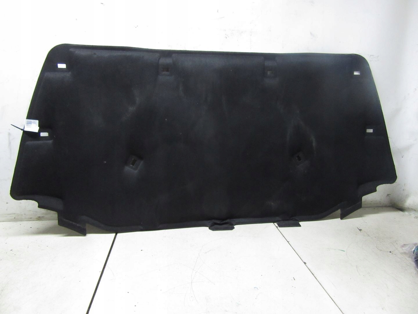 VOLVO XC60 WYGLUSZENIE MASKI 08 13 46