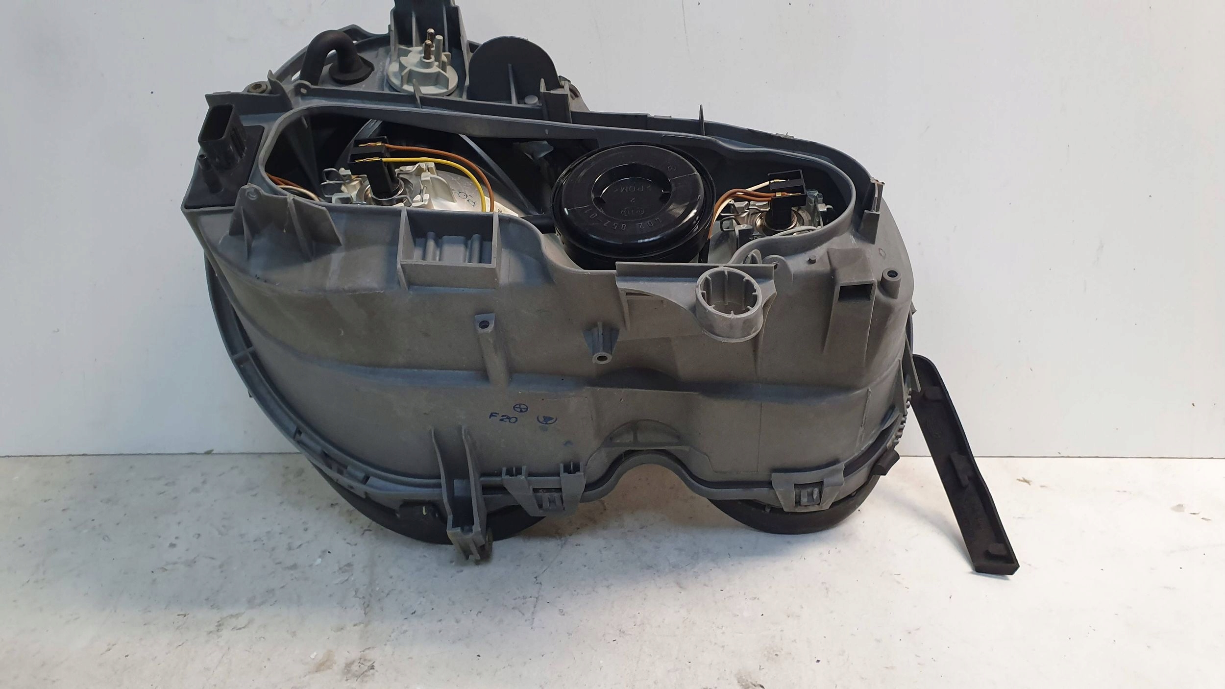 light front left MERCEDES W210 95