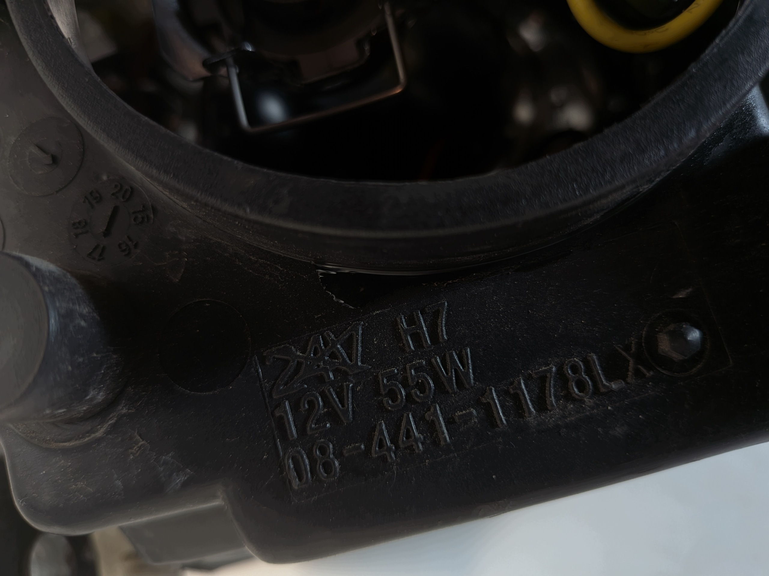 light left front REFLEKTOR left front 084411178LX VW PASSAT B5 96-05