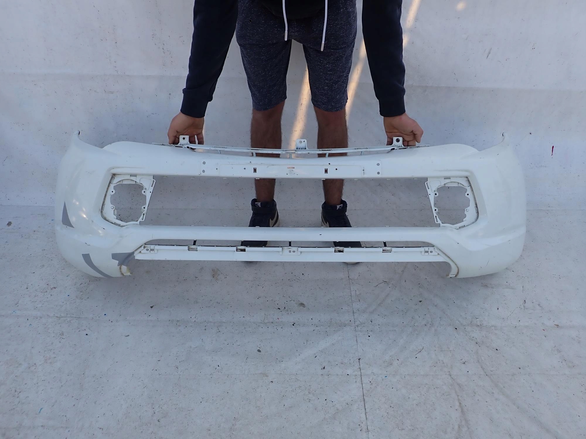 MITSUBISHI L200 V 5 15-19 bumper front front