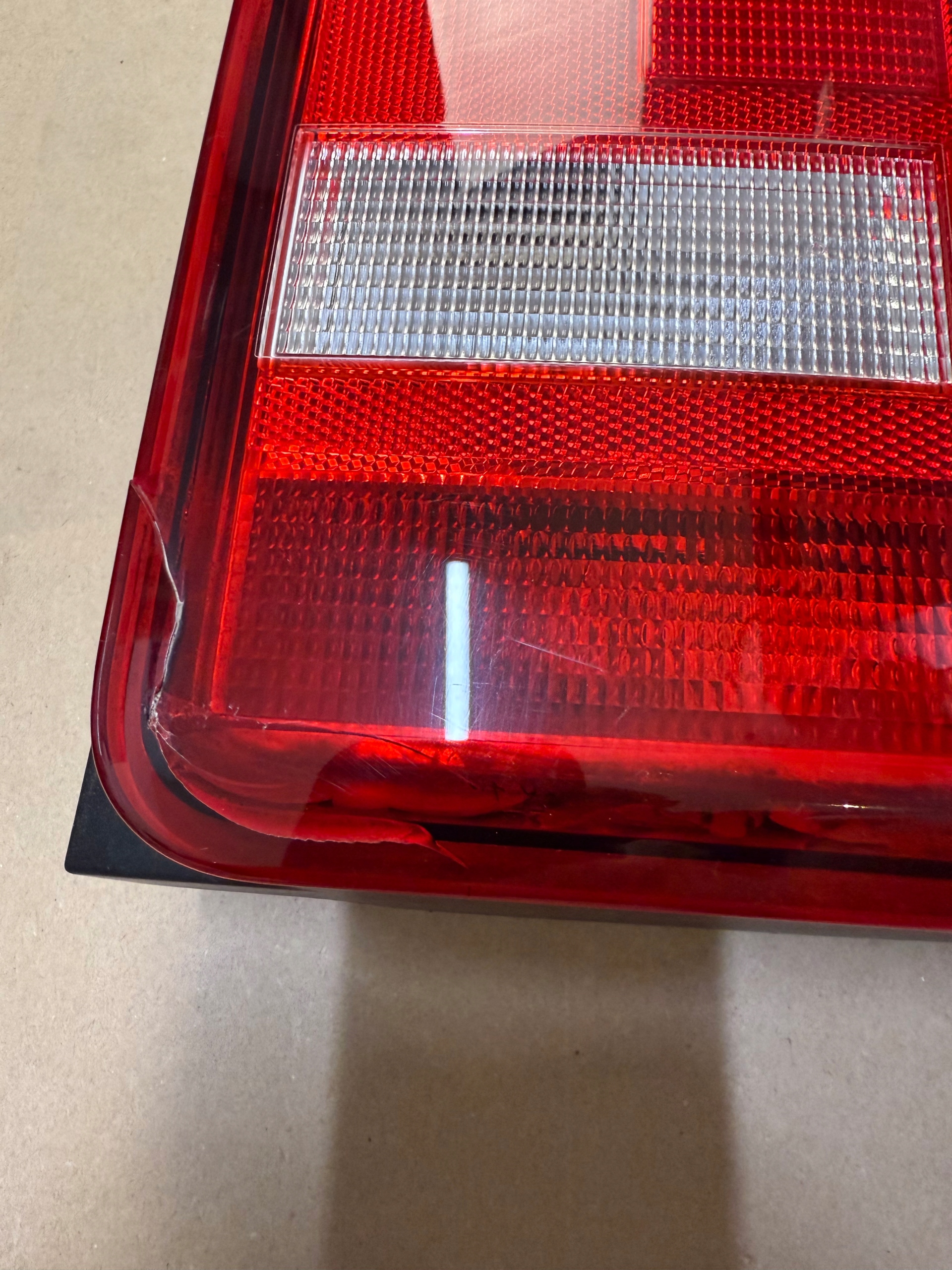 light right rear VW t6 transporter 7e0945096q