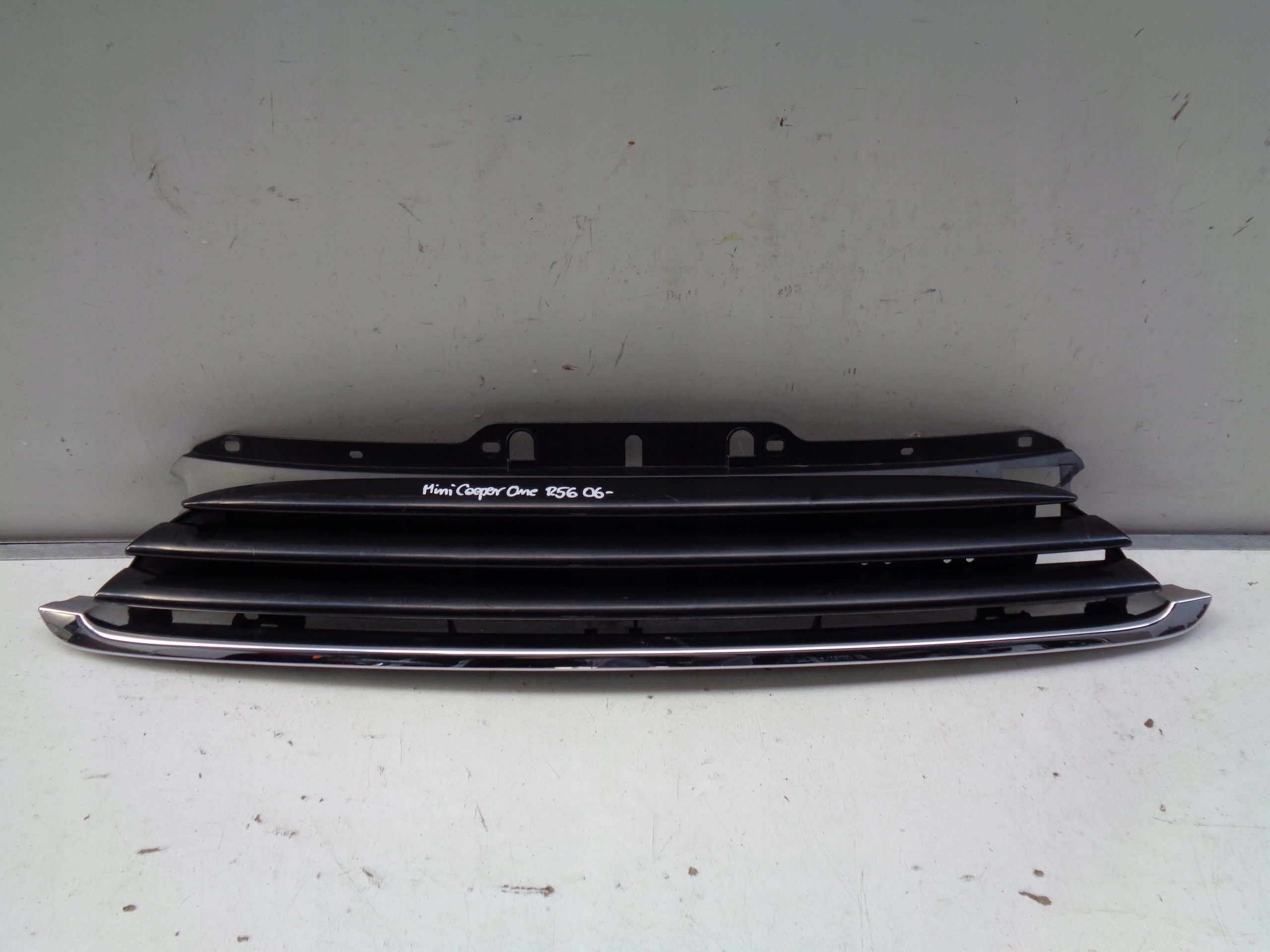 grille MINI COOPER ONE R56 06