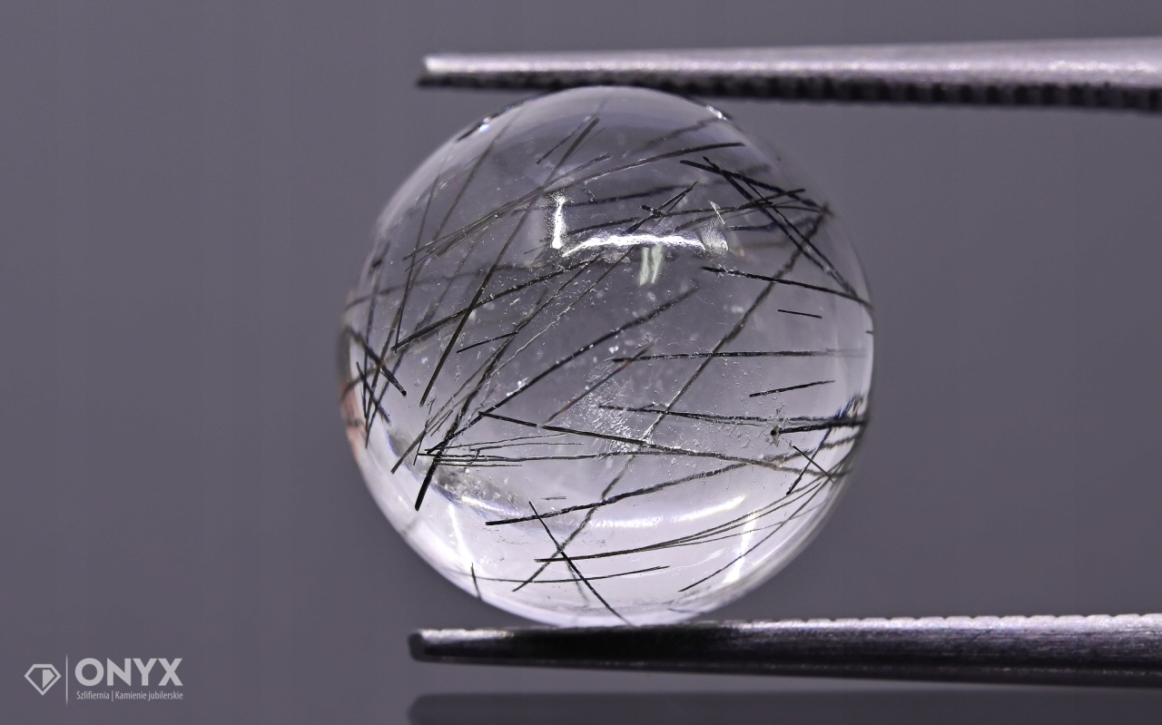 Křemen s turmalínem kabošon A kulatý fi 12 mm