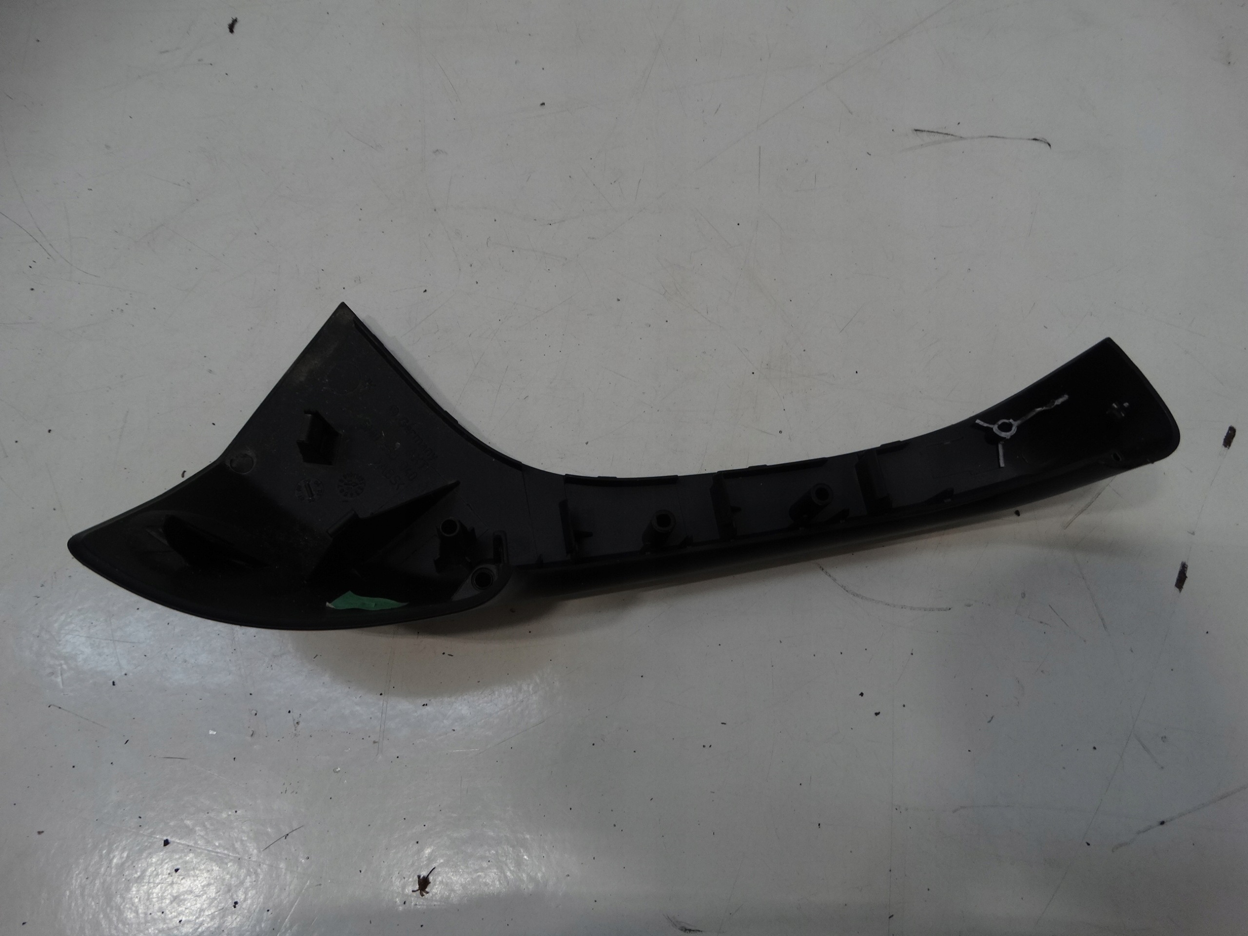 Blende Abdeckung des Halters Haltegriffe Panikgriffe Tür rechts vorne VW GOLF PLUS 5M0868040A