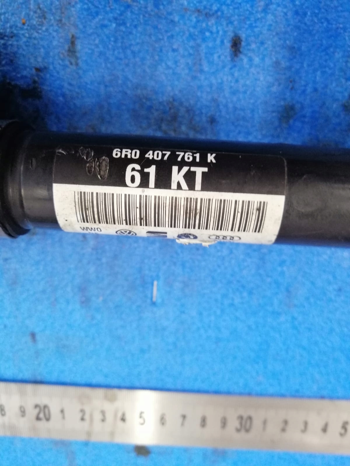 semi-axis AUDI A1 2012 R left 1.2 petrol 6R0407761K