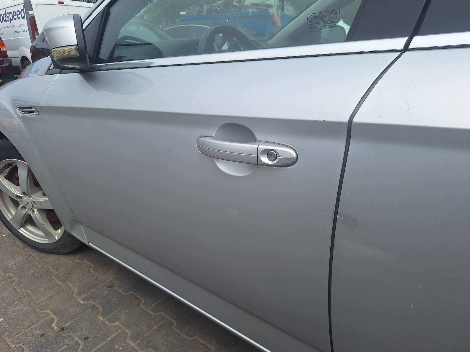 door complete left front FORD MONDEO MK4 LIFT 58 ID: 236966