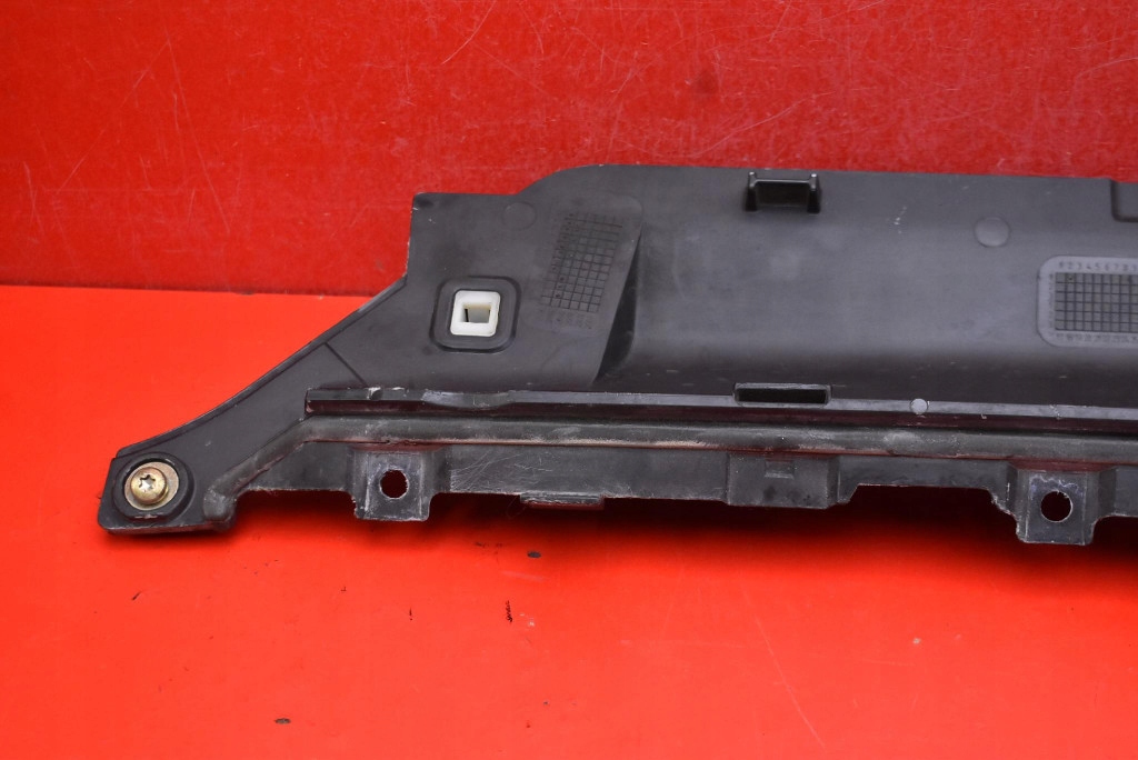 cover under the window 3404357 BMW X3 E83 06-10