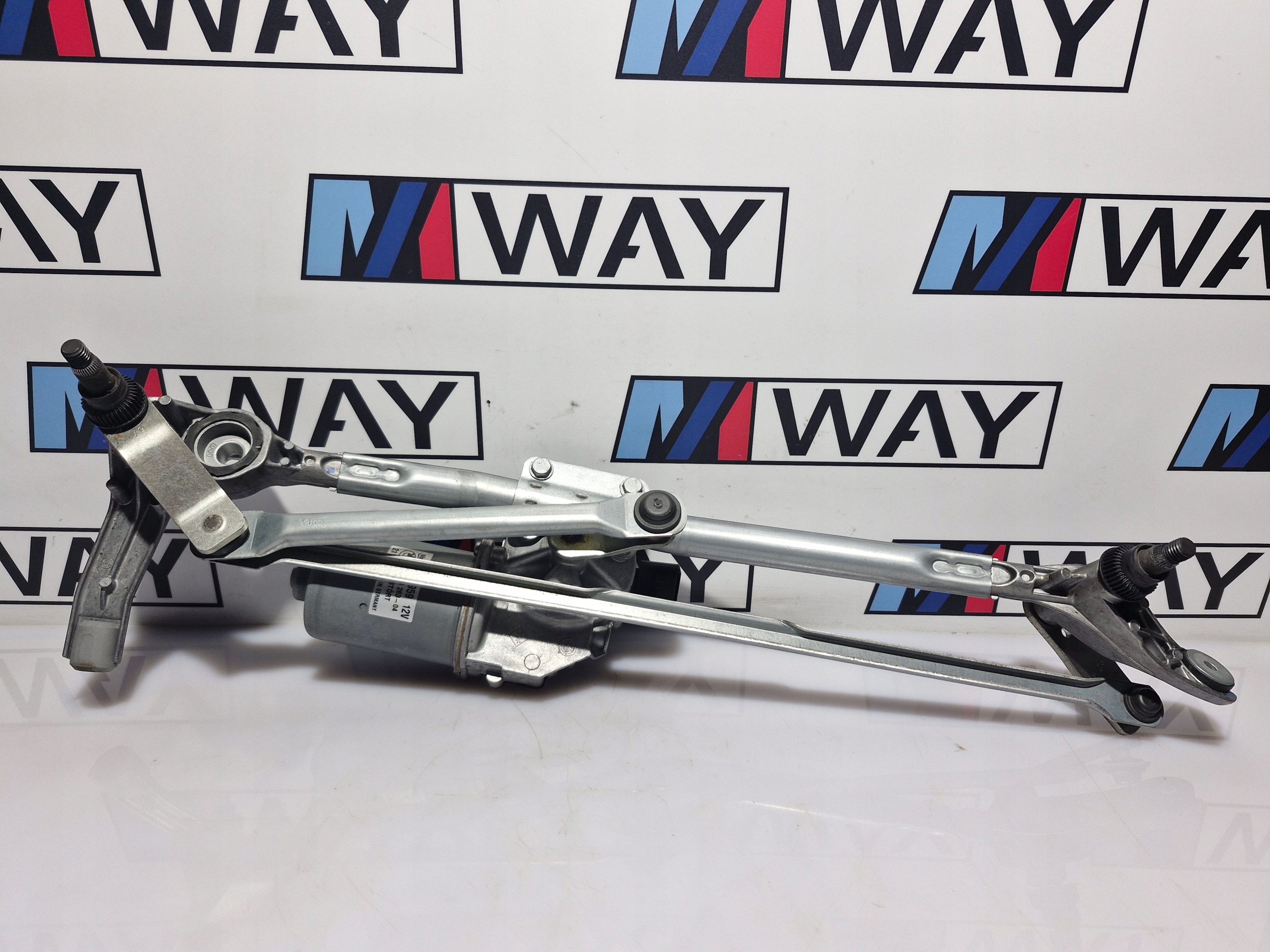 BMW E90 E91 E92 E93 wiper mechanism front EUROPA 7161711 6111014