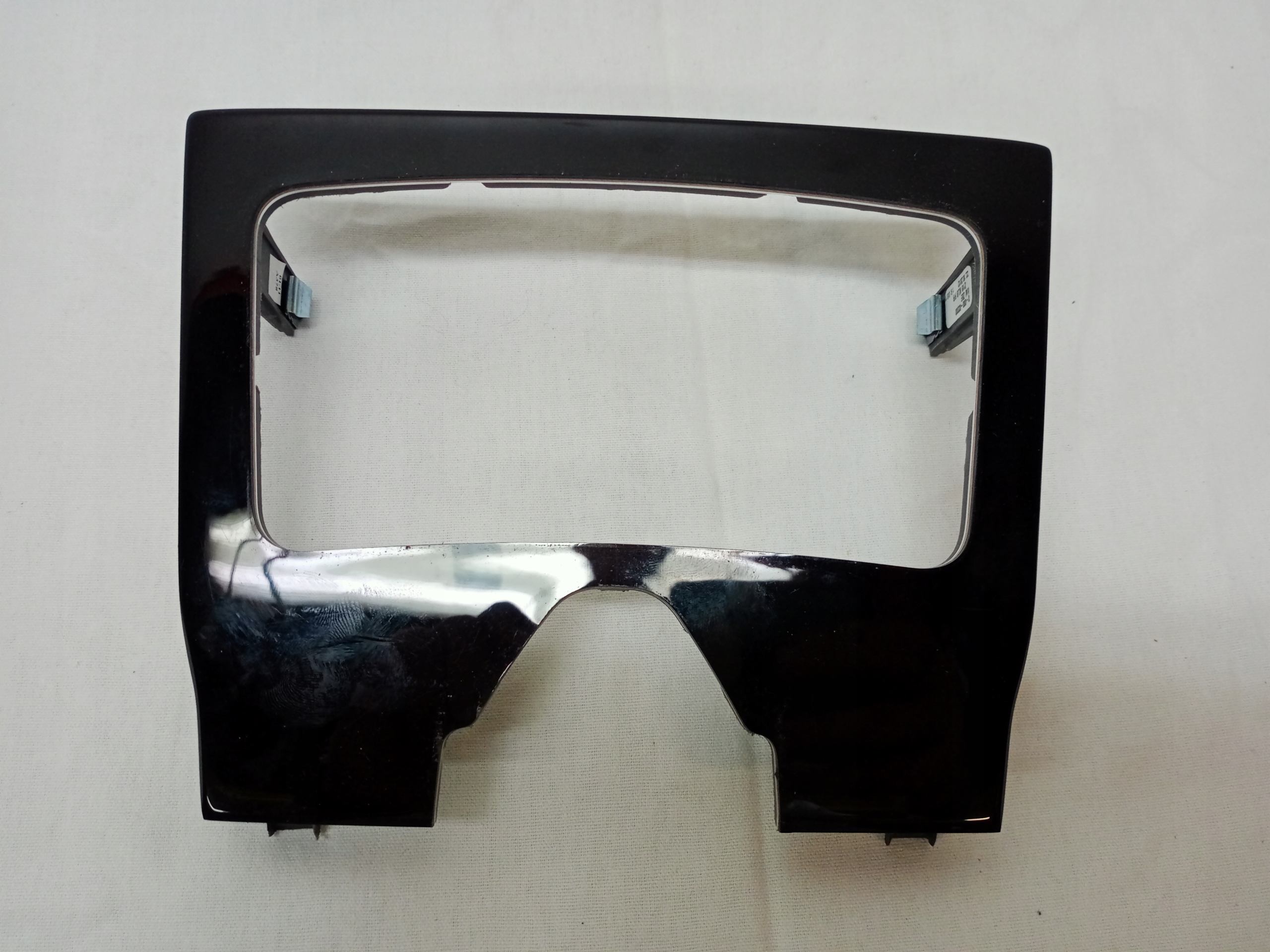 MERCEDES W218 CLS PANEL RAMKA