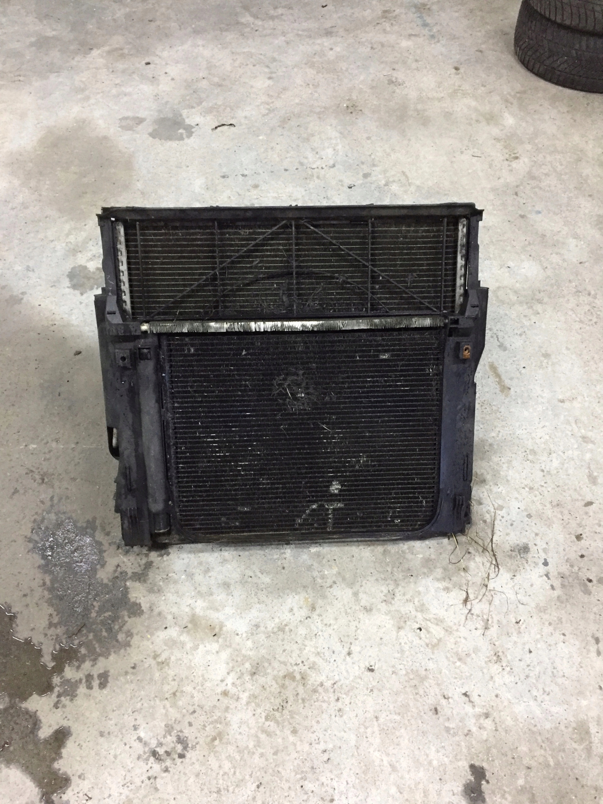 CHŁODNICE WODY INTERCOOLER BMW X5 E53 3.0 D 99-06