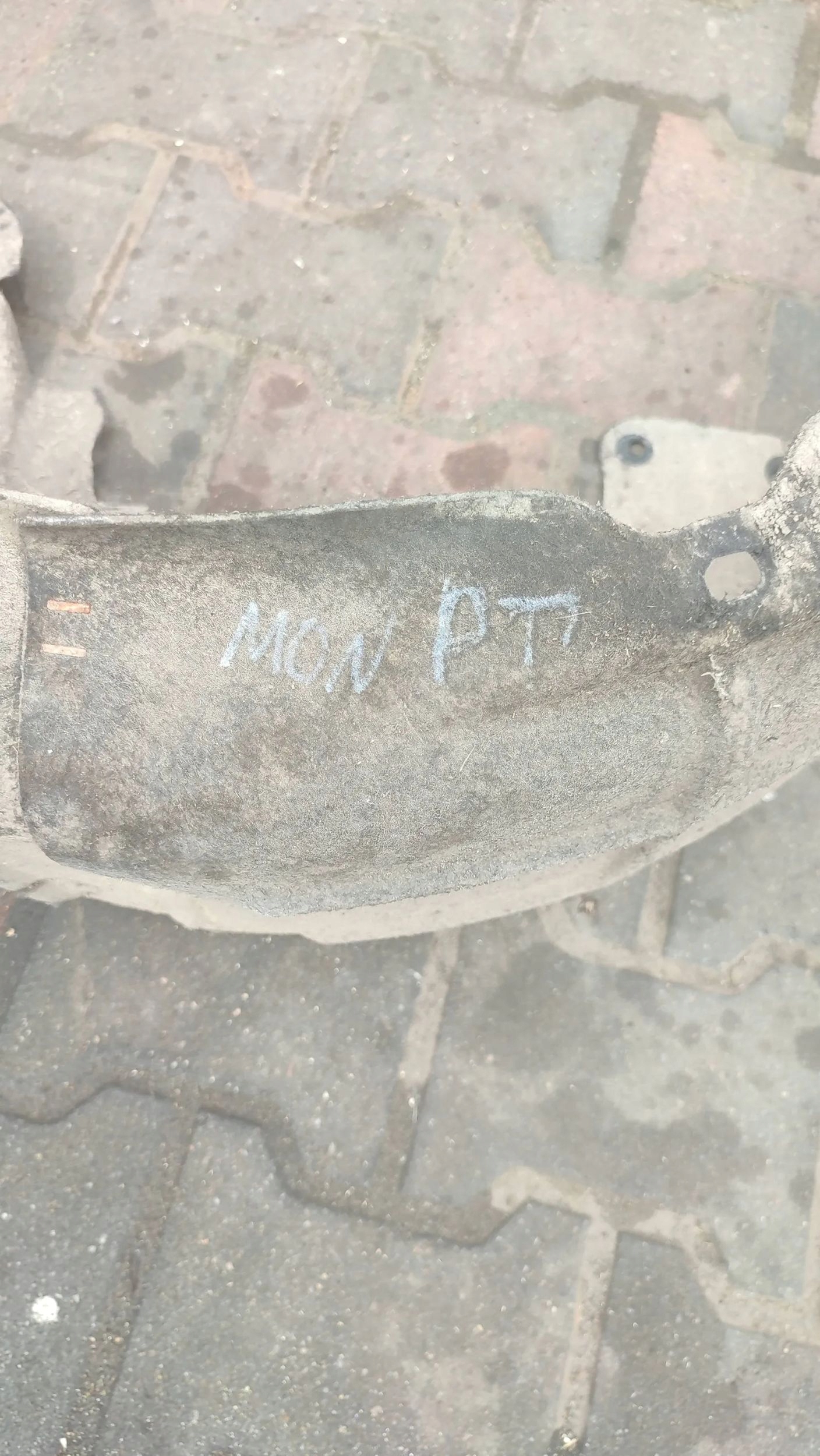 Ford Mondeo MK5 16r 2.0TDCi rear part side right mudguard