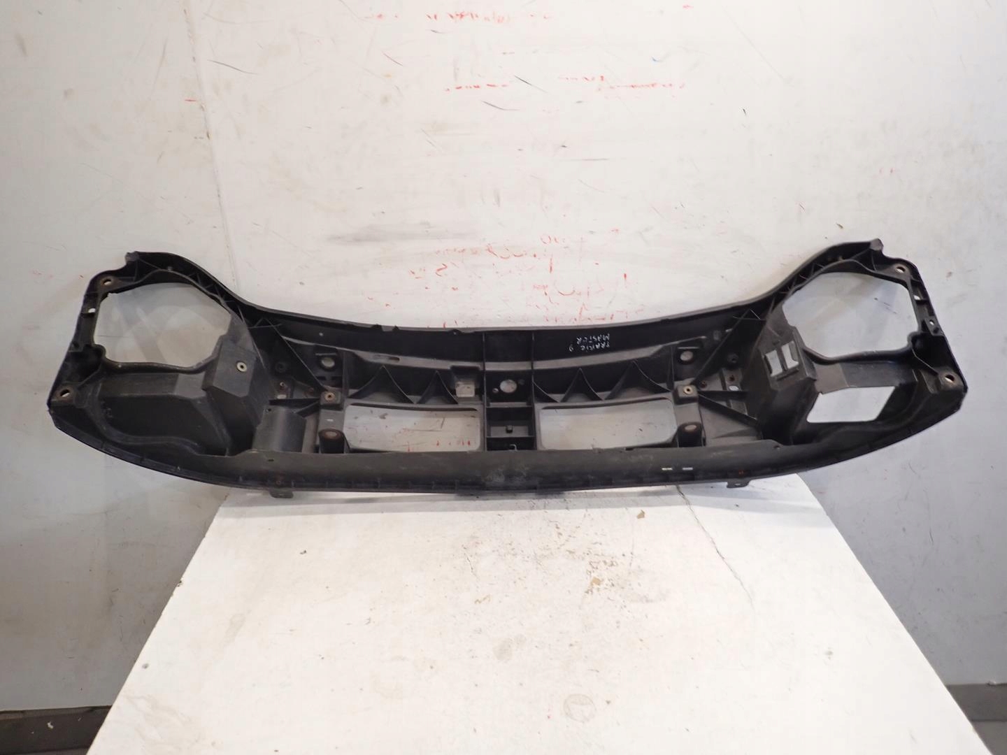 support panel for radiators RENAULT TRAFIC II VIVARO A 2001-2014 8200143340
